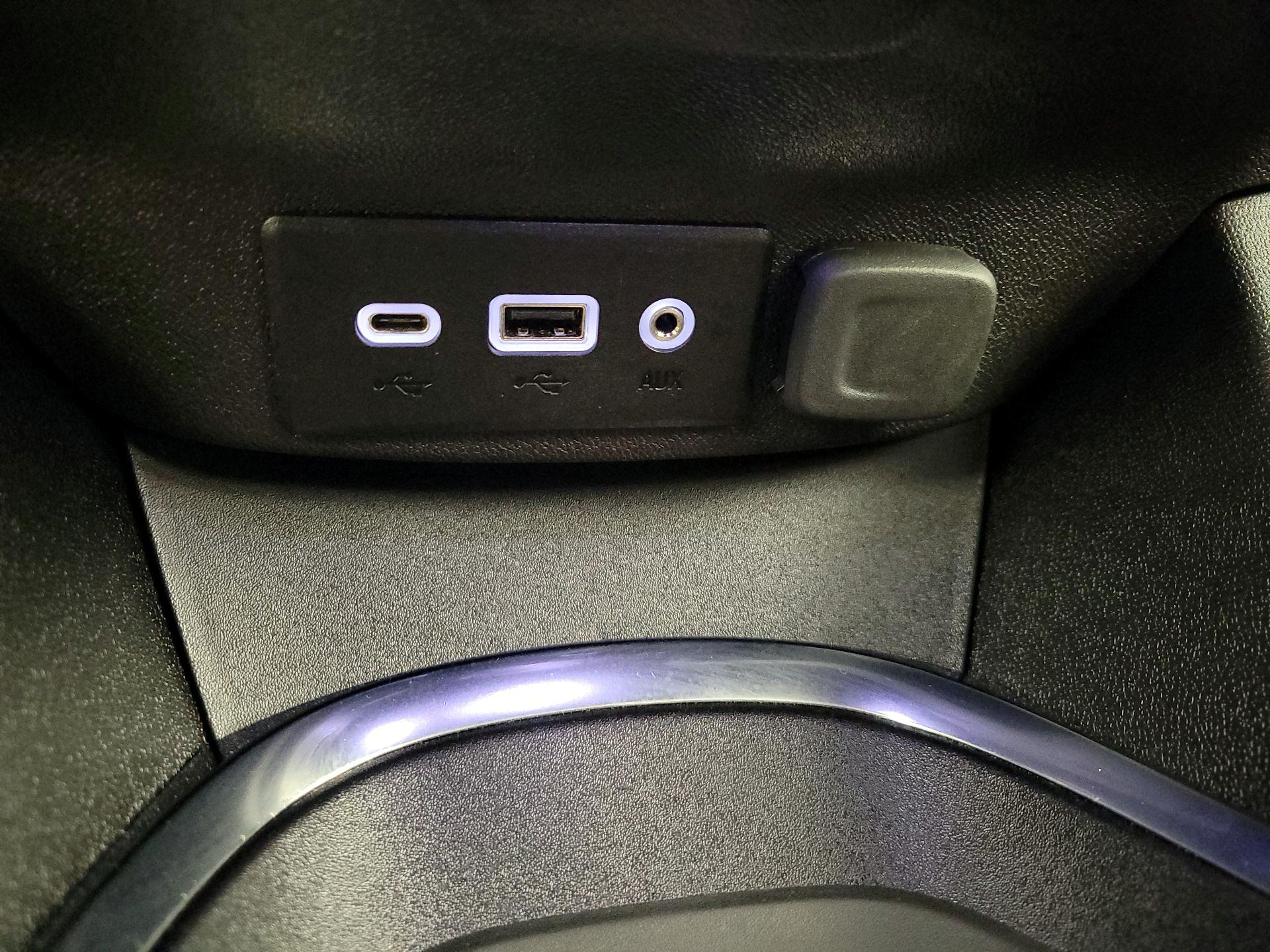 Thumbnail: 2024 Chevrolet Malibu - 18