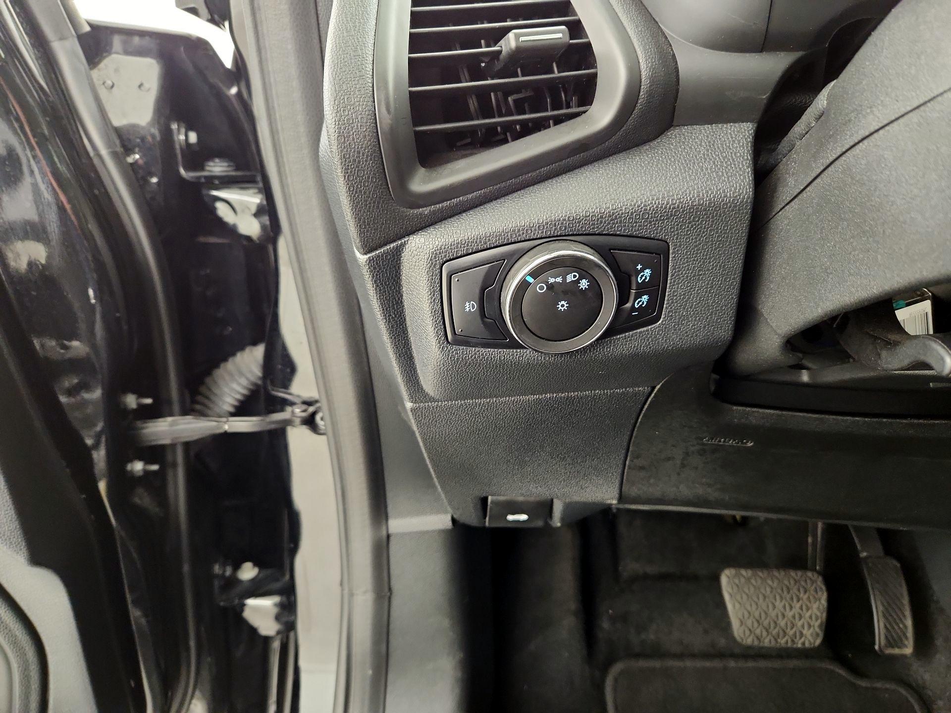 Thumbnail: 2021 Ford EcoSport - 13