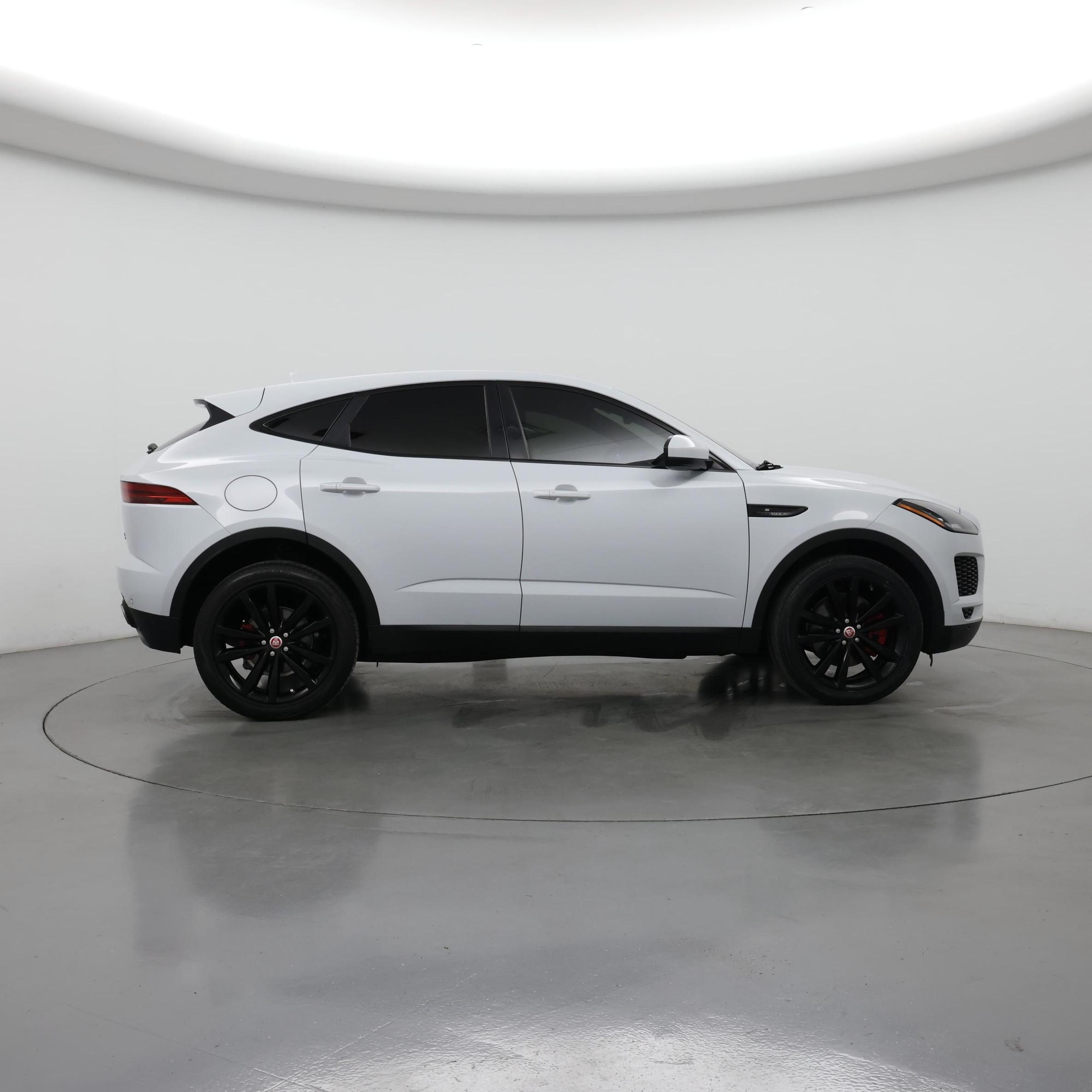 Thumbnail: 2019 Jaguar E-Pace - 7
