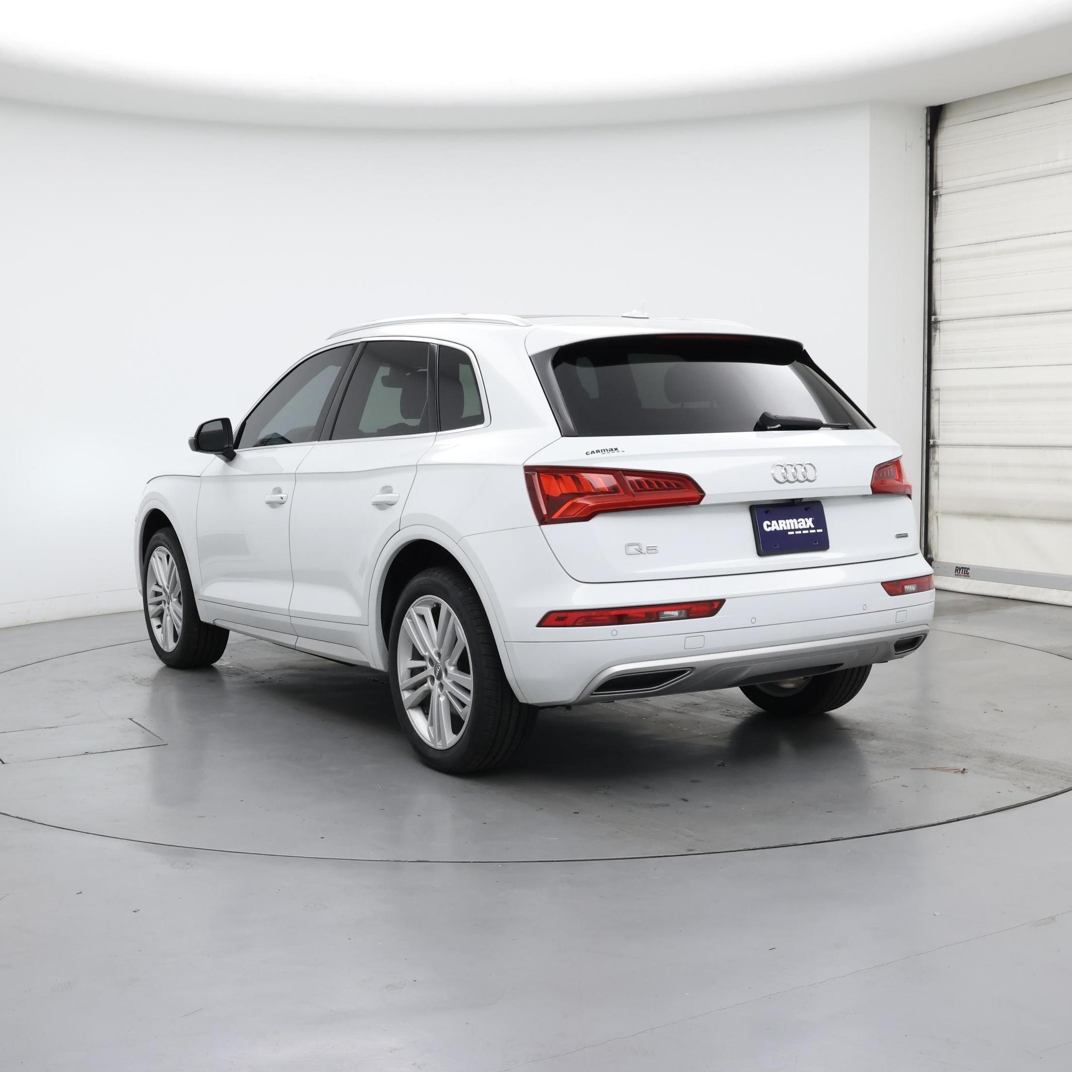 Thumbnail: 2020 Audi Q5 - 2