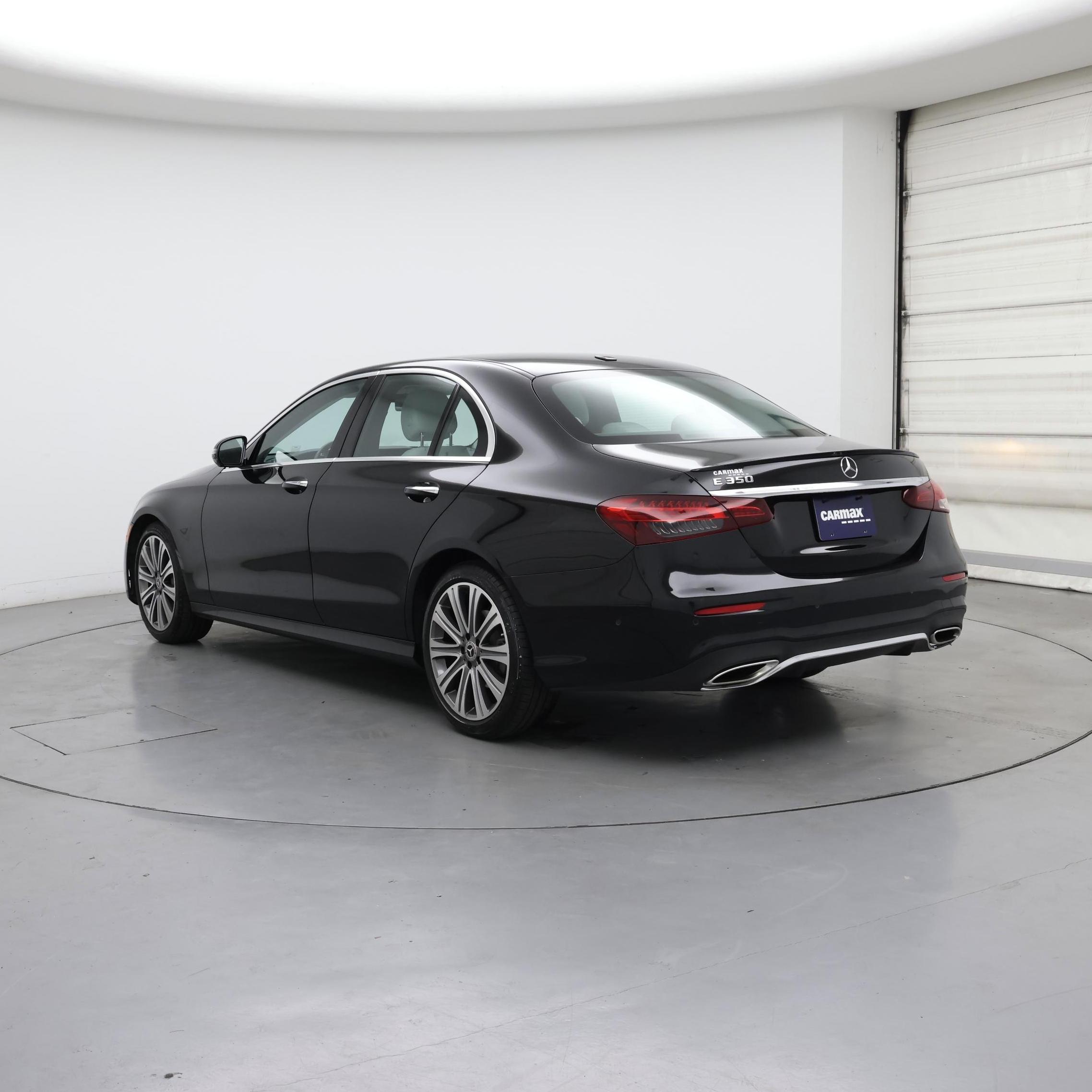 Thumbnail: 2022 Mercedes-Benz E-Class - 2