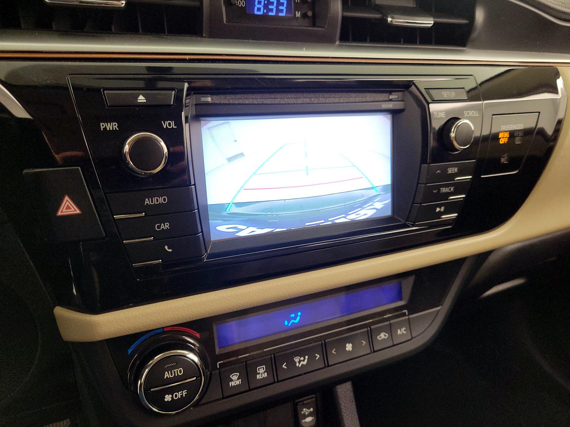 Thumbnail: 2015 Toyota Corolla - 12