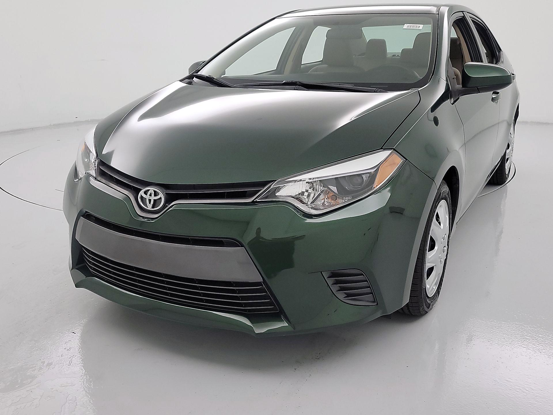 Thumbnail: 2015 Toyota Corolla - 3