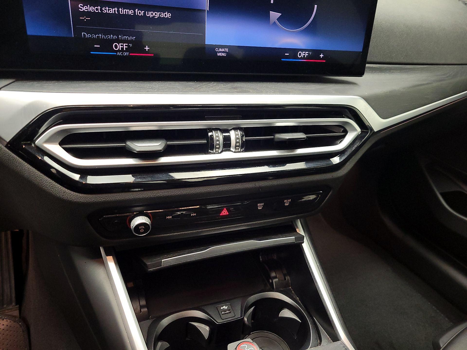 Thumbnail: 2024 BMW 3 Series - 17