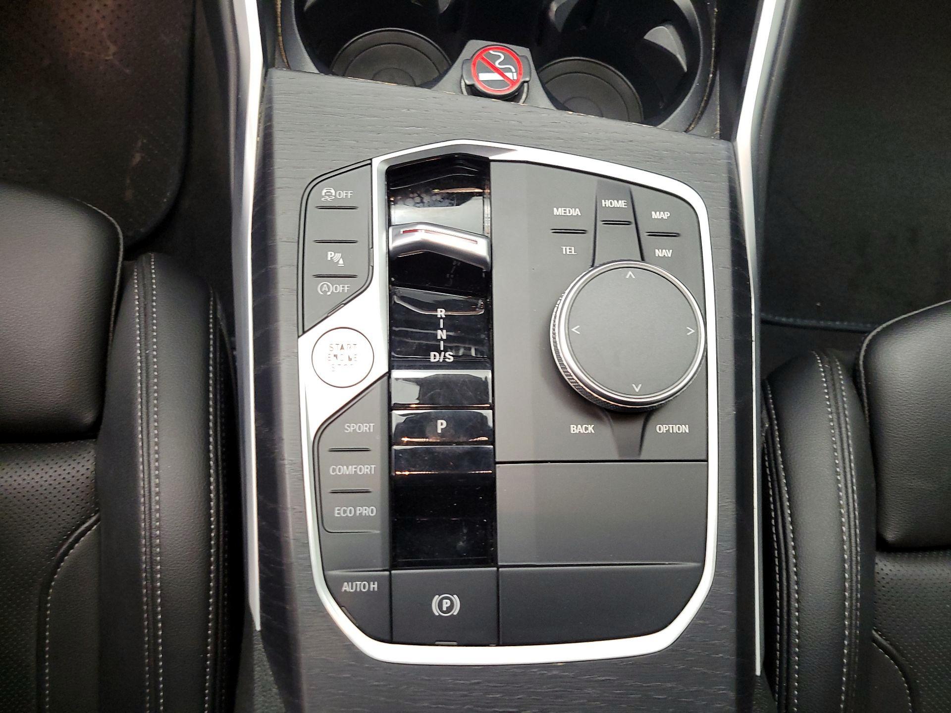 Thumbnail: 2024 BMW 3 Series - 18