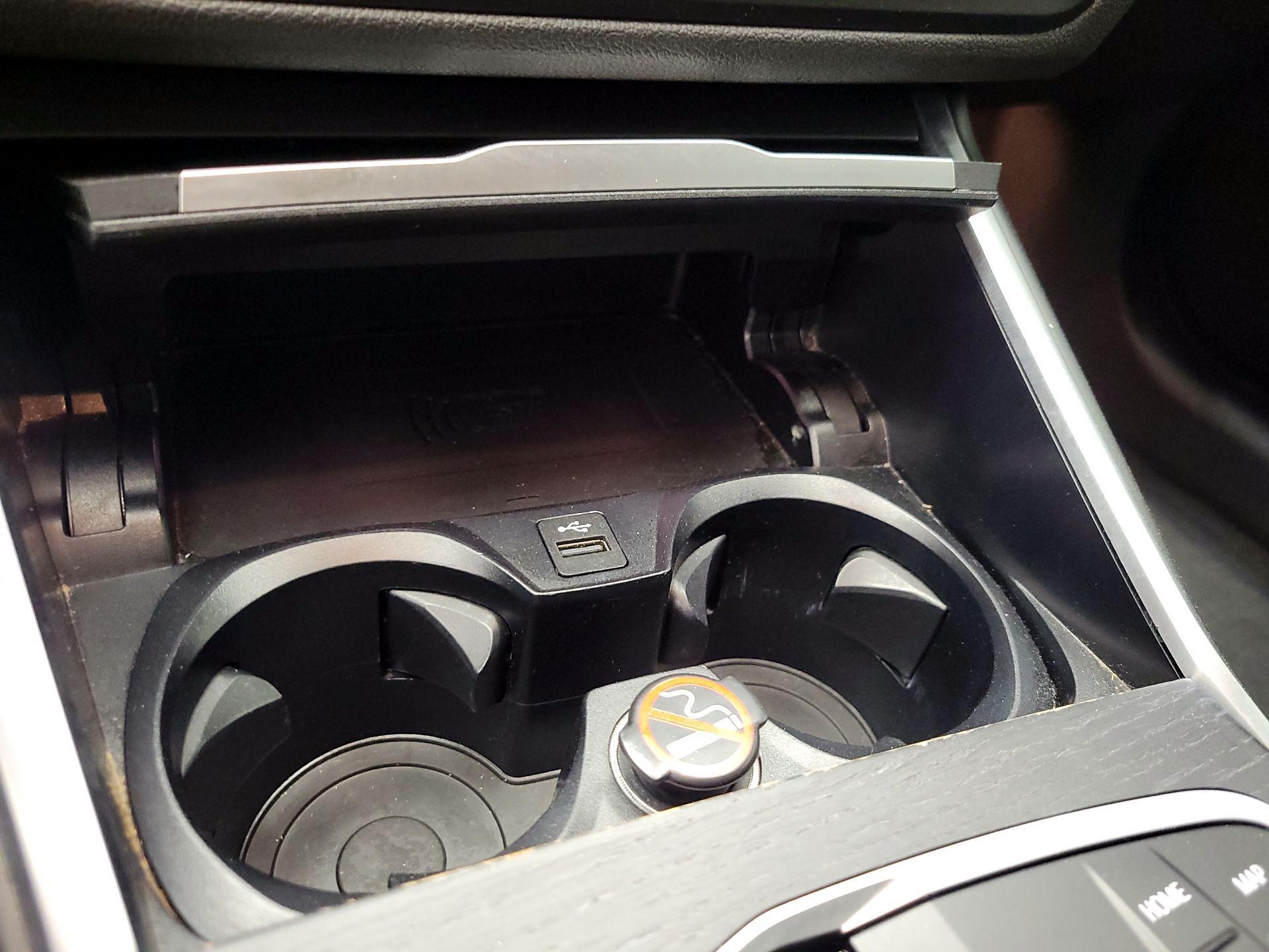 Thumbnail: 2024 BMW 3 Series - 19