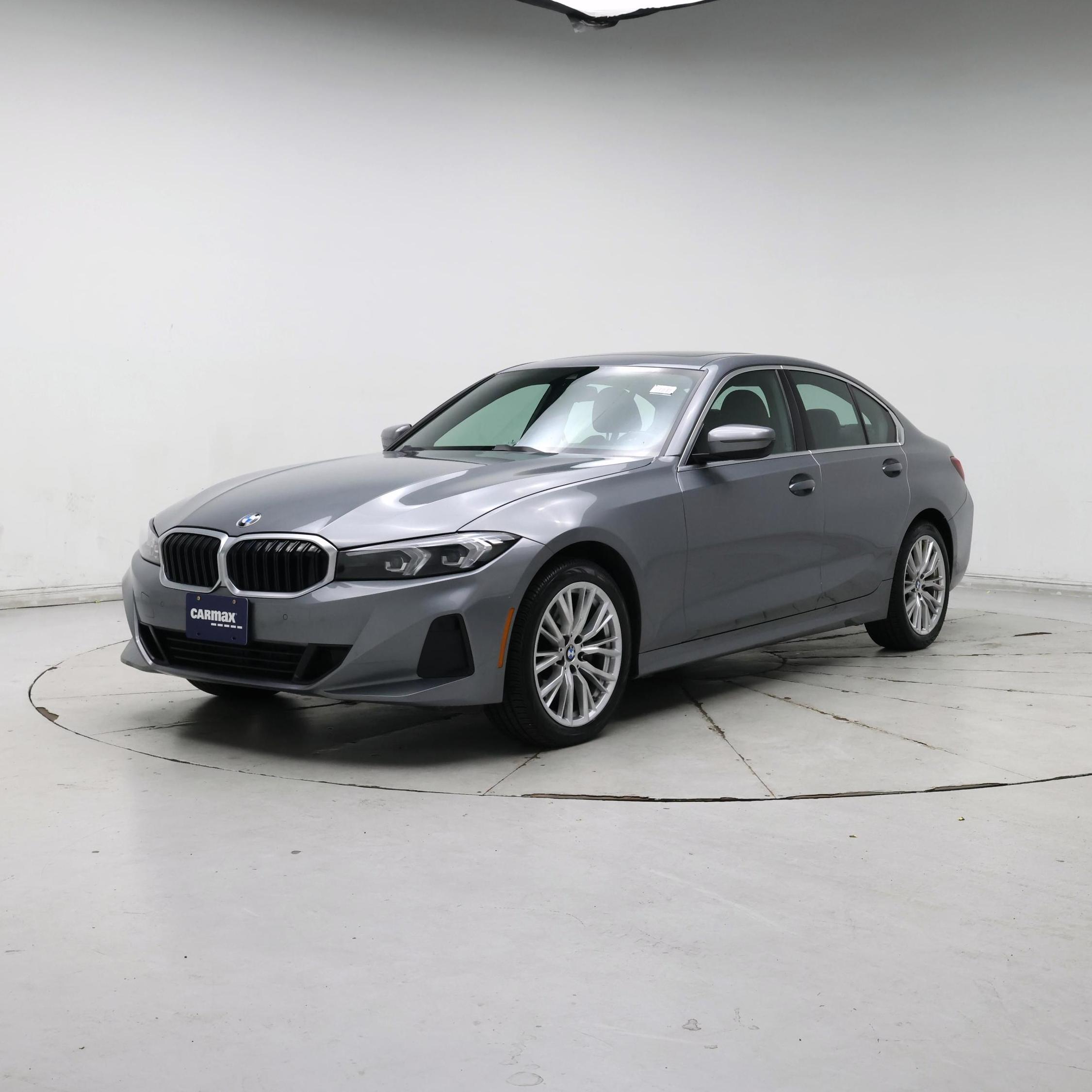 Thumbnail: 2024 BMW 3 Series - 4