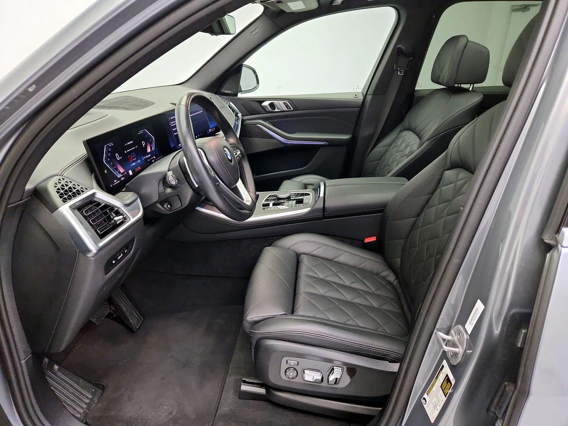 Thumbnail: 2024 BMW X5 - 11