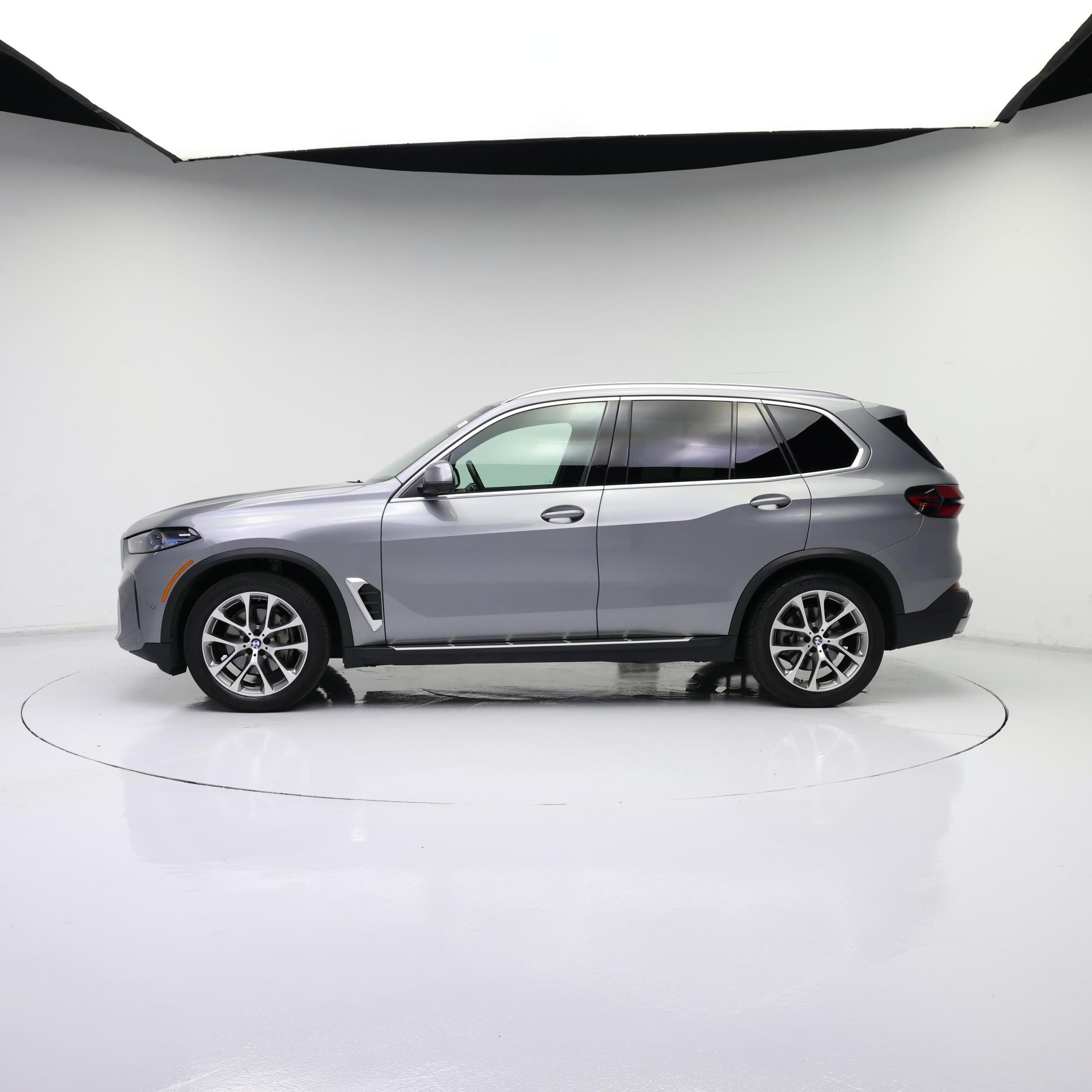 Thumbnail: 2024 BMW X5 - 3
