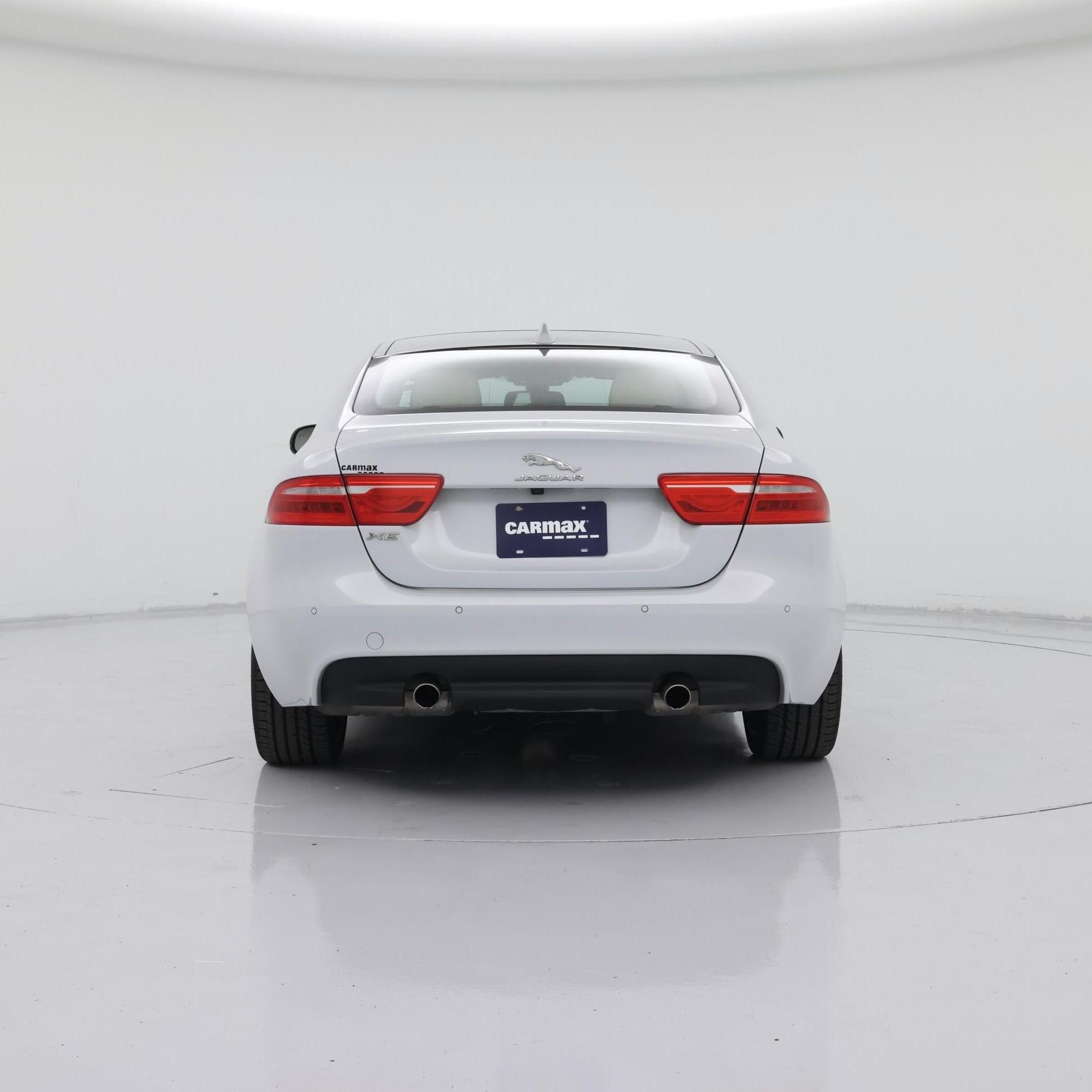 Thumbnail: 2018 Jaguar XE - 6