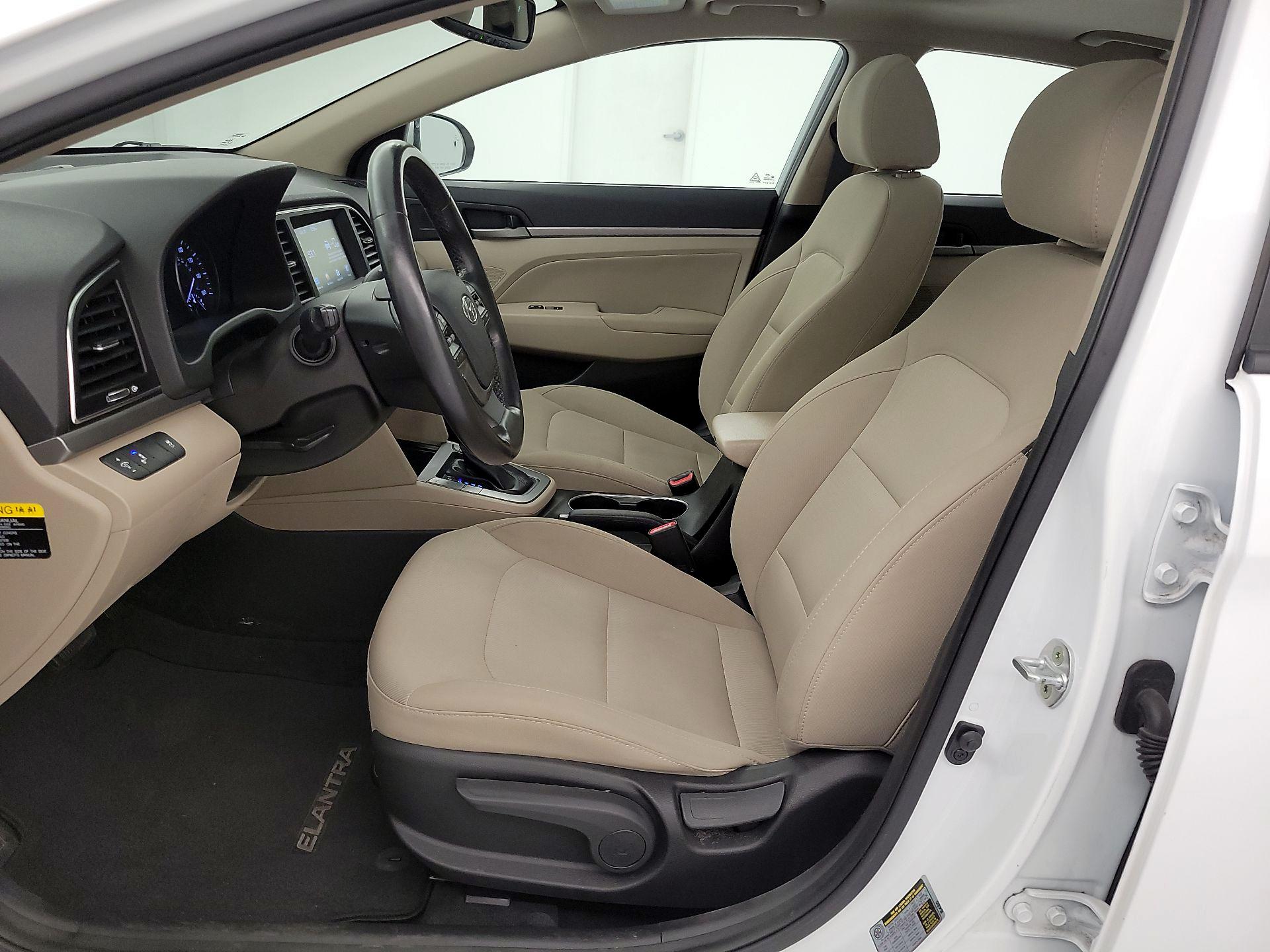 Thumbnail: 2018 Hyundai Elantra - 9