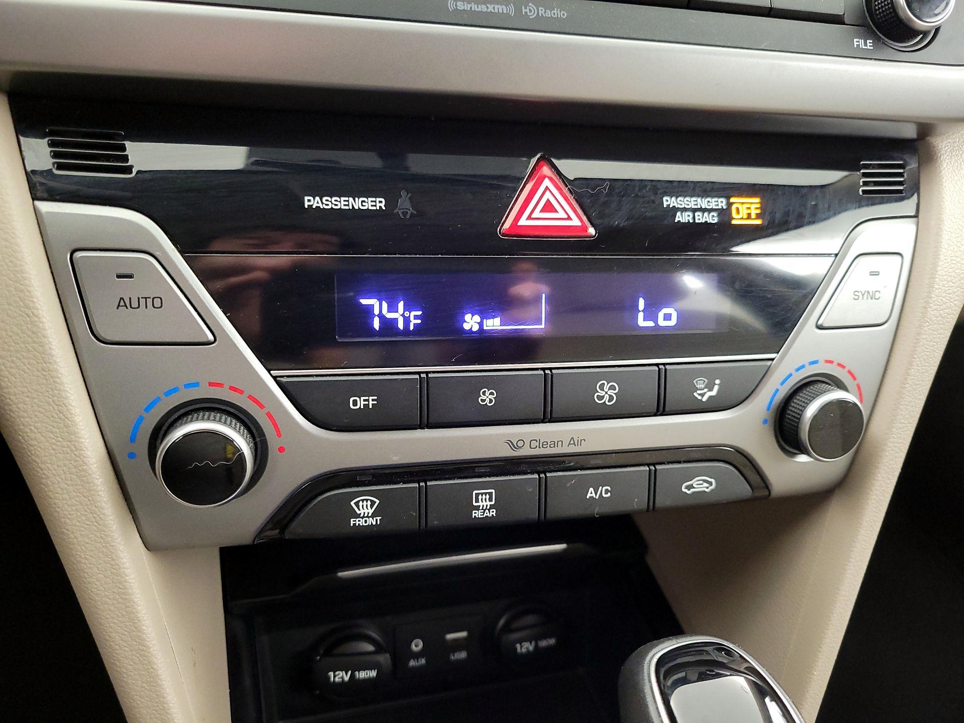 Thumbnail: 2018 Hyundai Elantra - 14