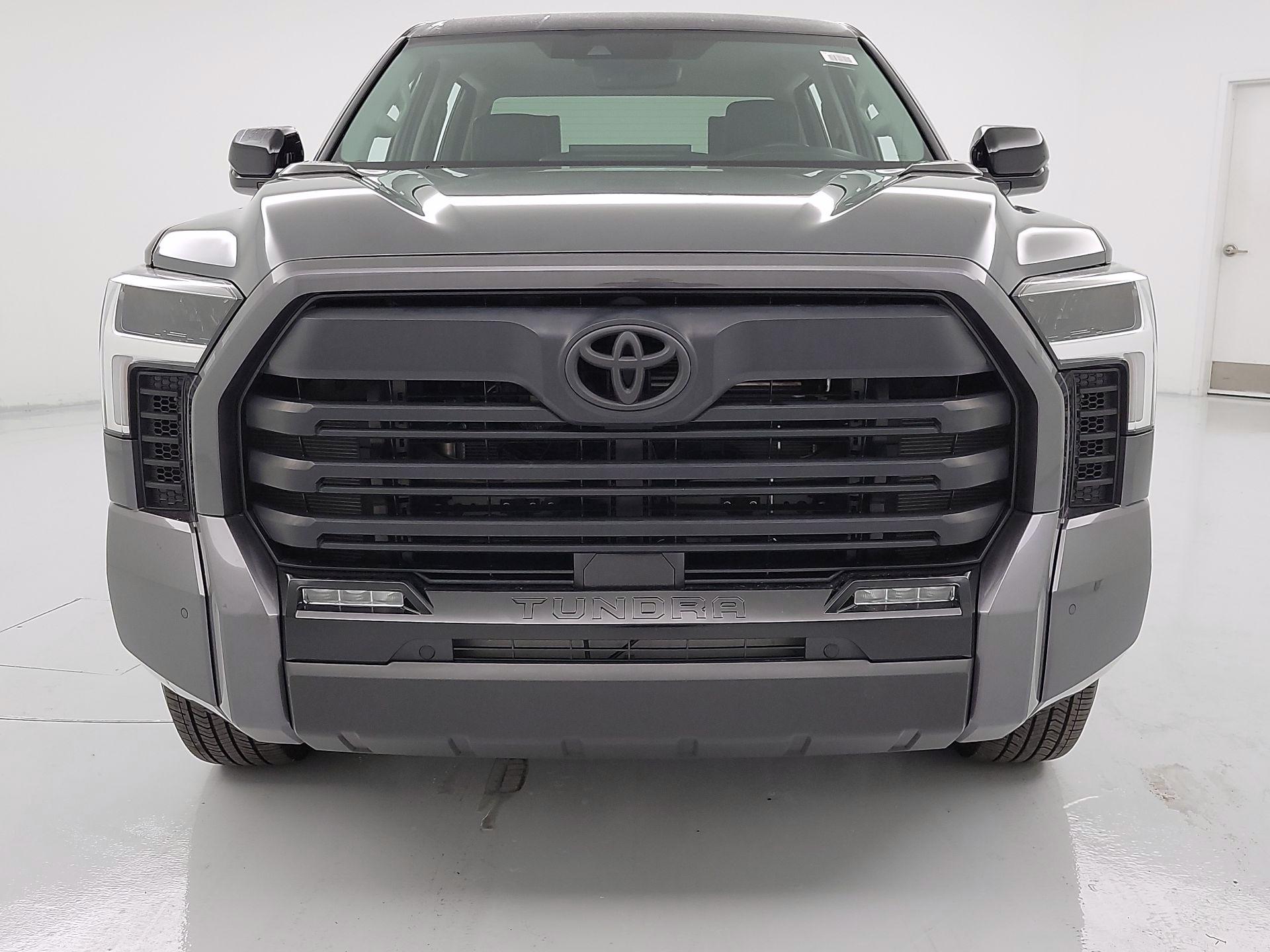 Thumbnail: 2024 Toyota Tundra - 2