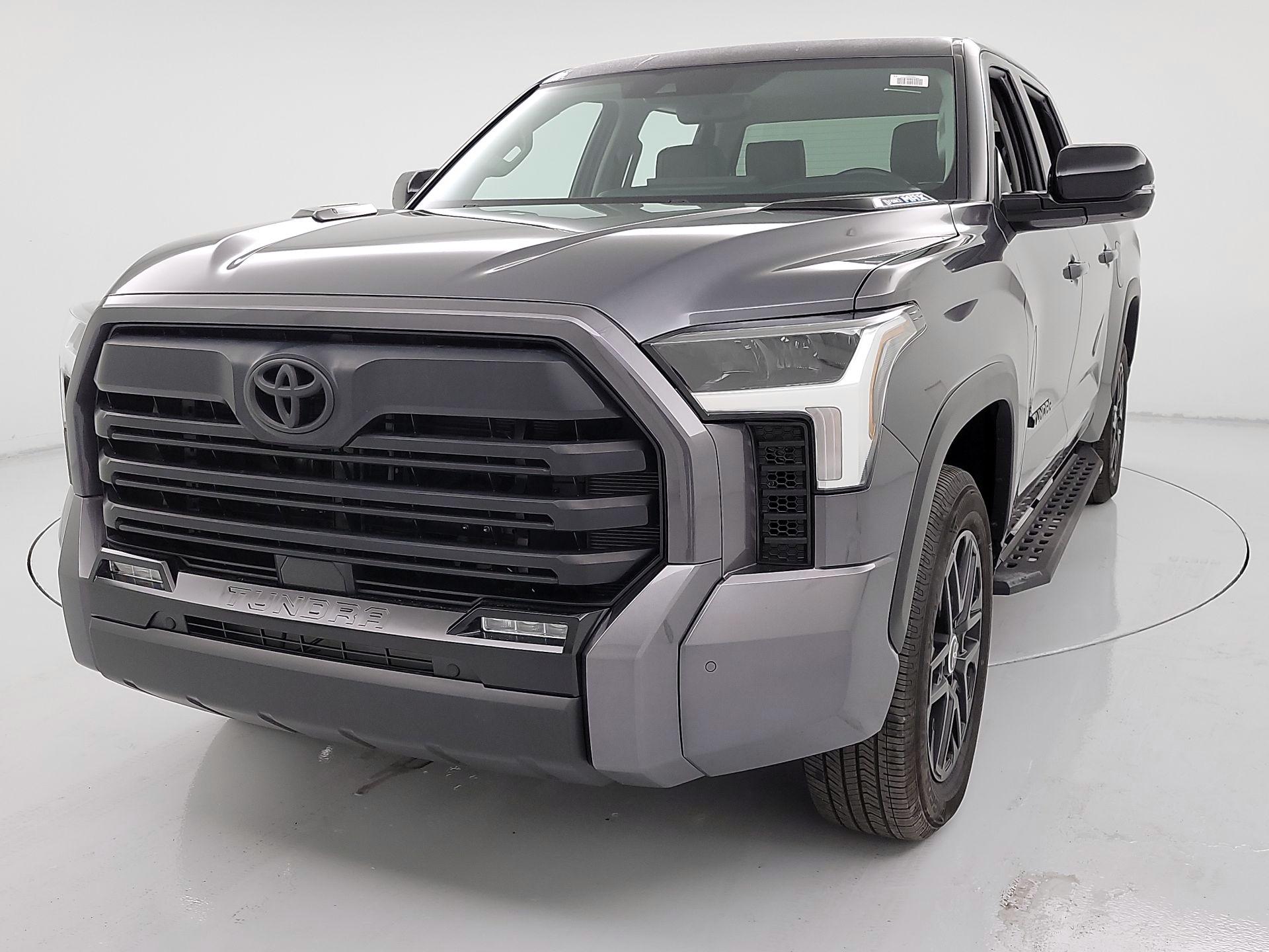 Thumbnail: 2024 Toyota Tundra - 3