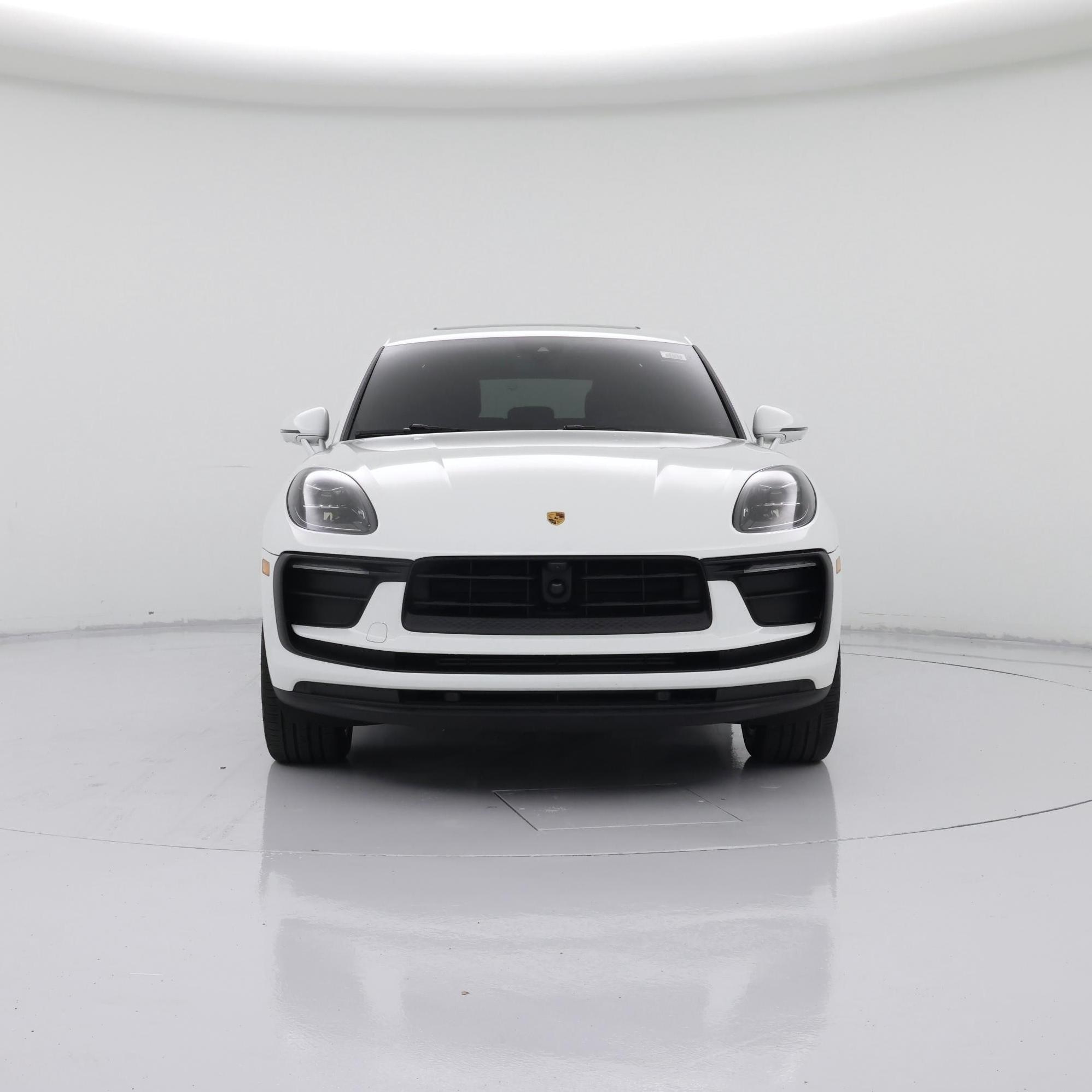 Thumbnail: 2023 Porsche Macan - 5