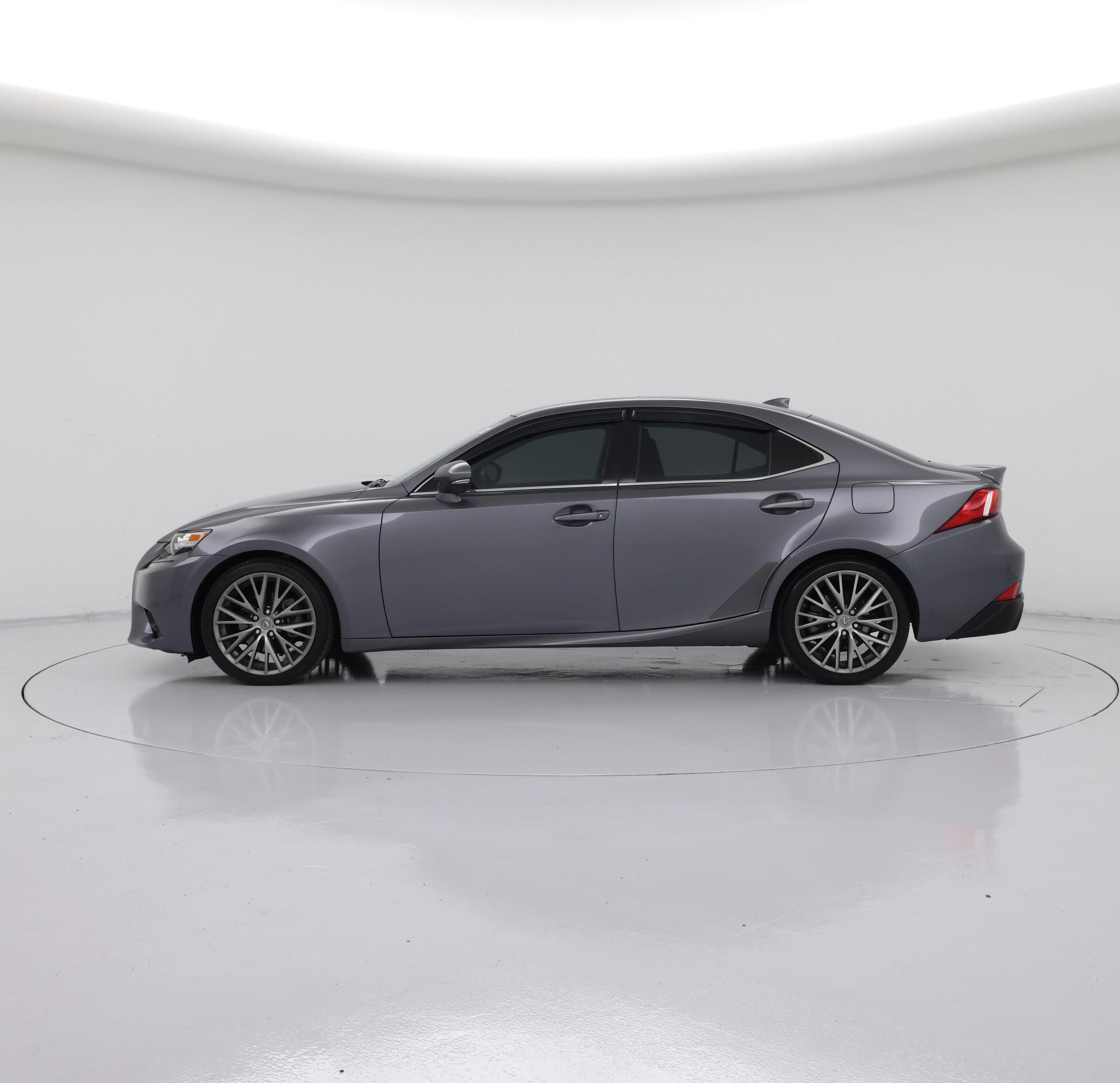 Thumbnail: 2015 Lexus IS - 3