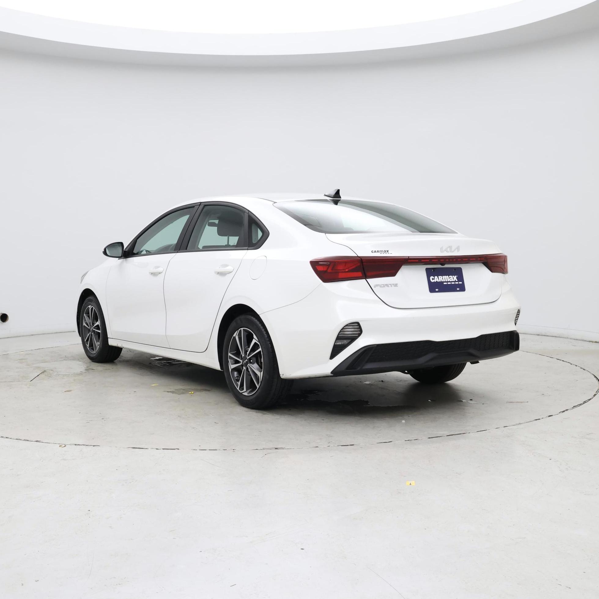 Thumbnail: 2024 Kia Forte - 2