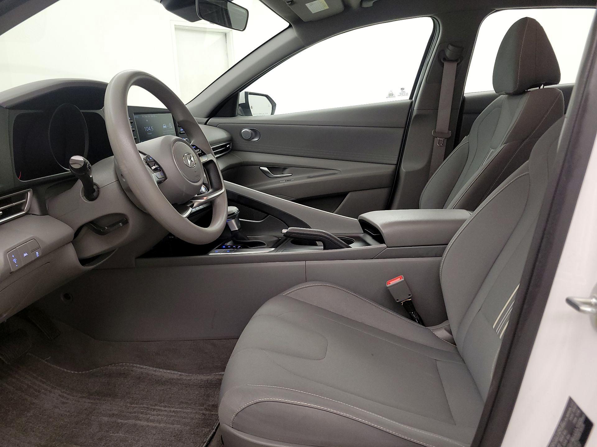 Thumbnail: 2023 Hyundai Elantra - 11