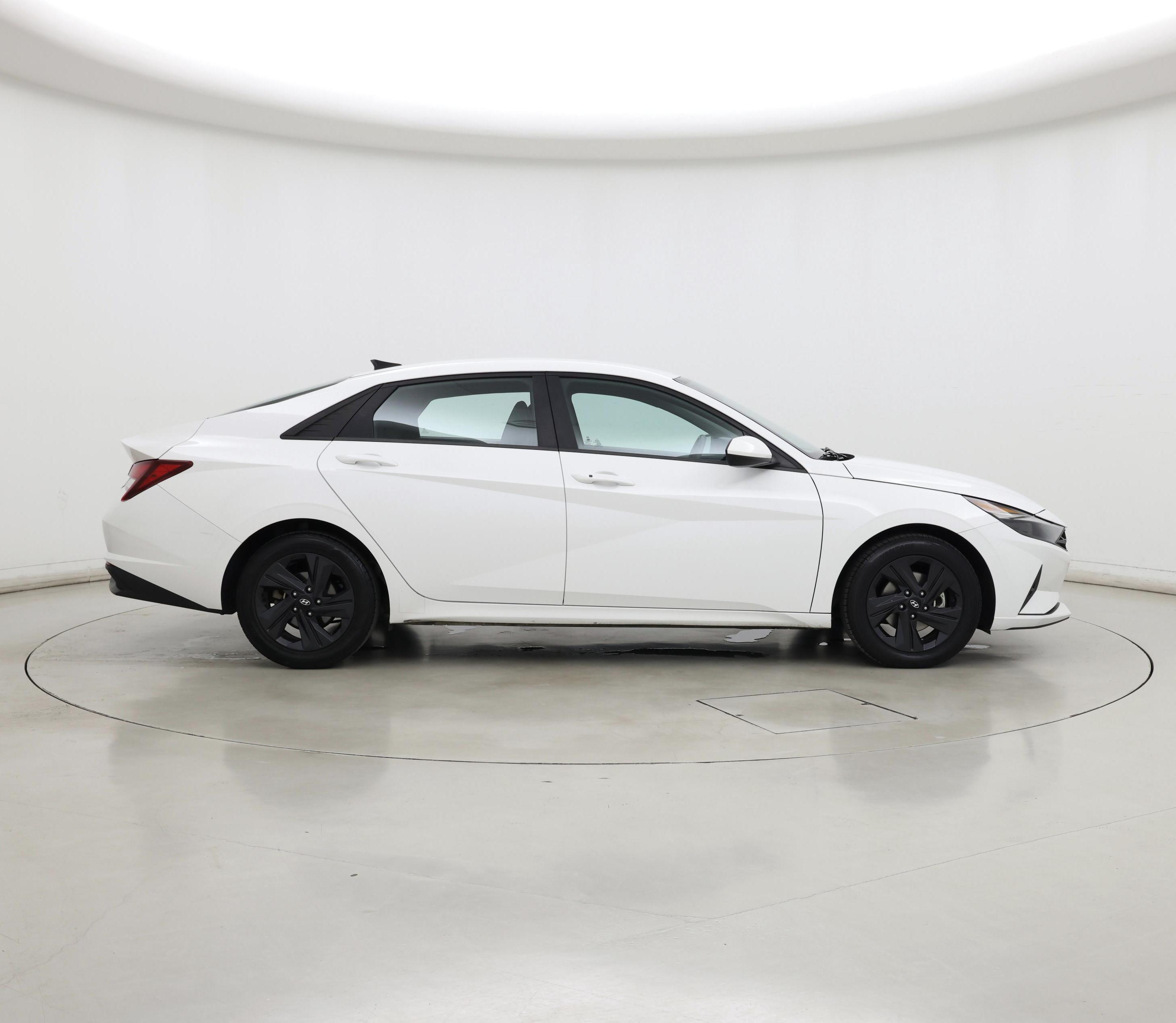 Thumbnail: 2023 Hyundai Elantra - 7