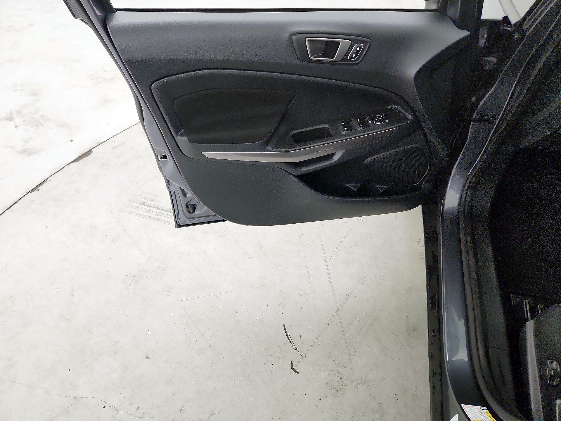 Thumbnail: 2021 Ford EcoSport - 12