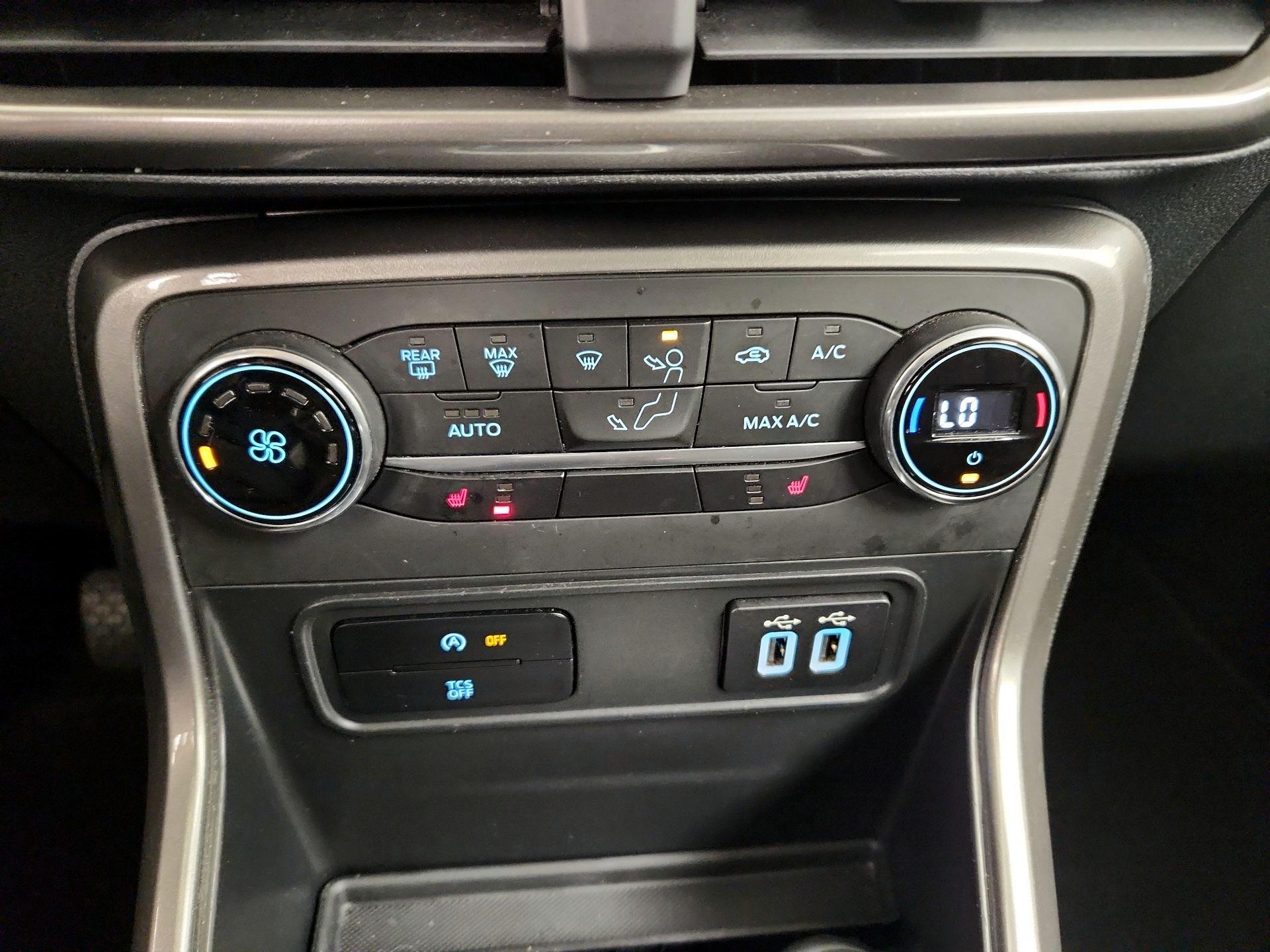 Thumbnail: 2021 Ford EcoSport - 16