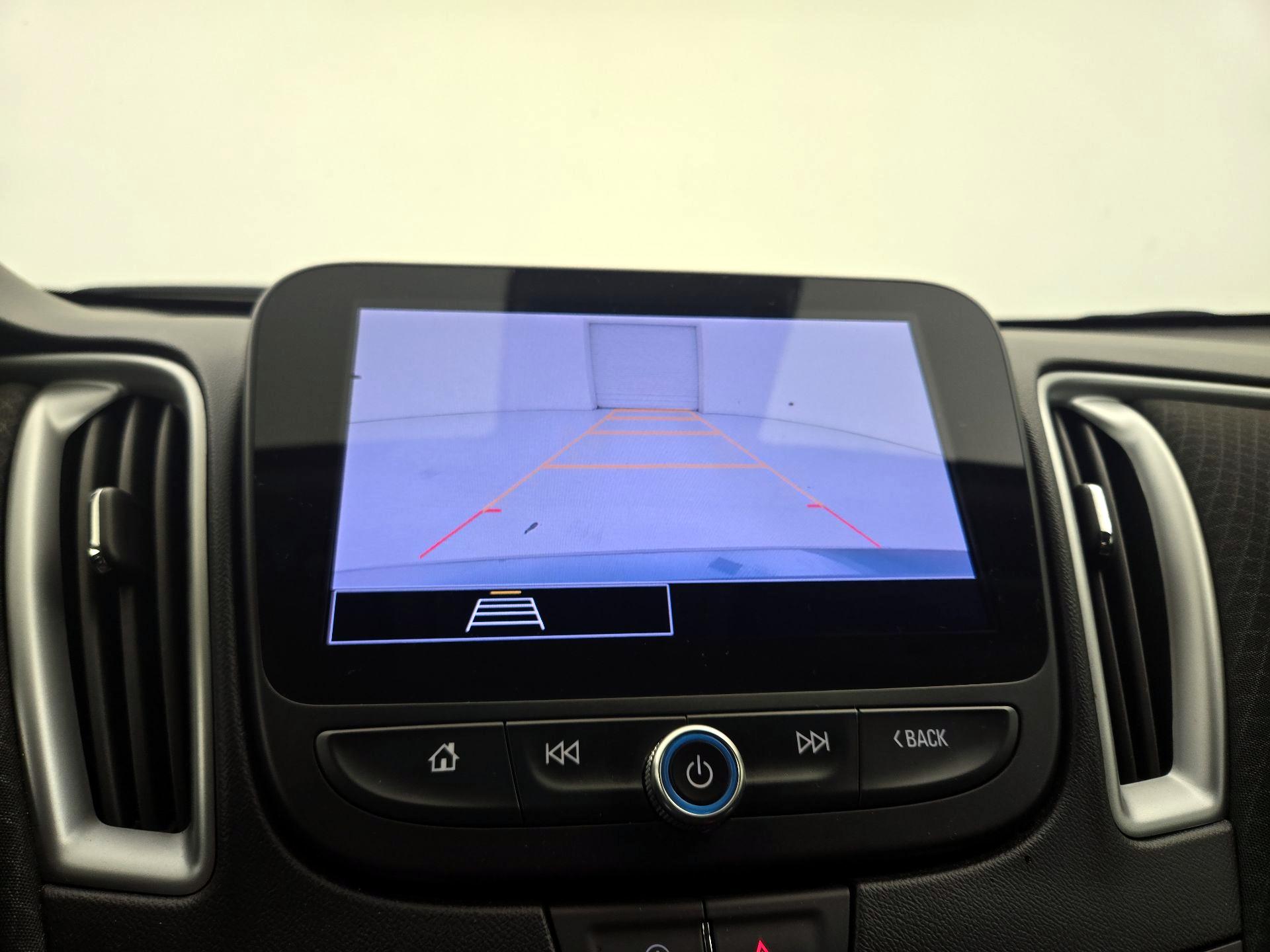 Thumbnail: 2024 Chevrolet Malibu - 14