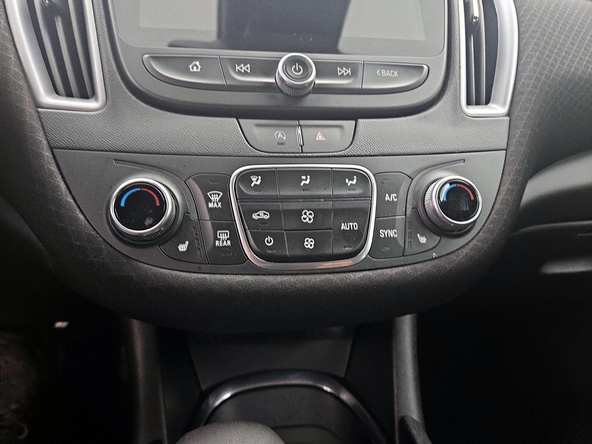 Thumbnail: 2024 Chevrolet Malibu - 16