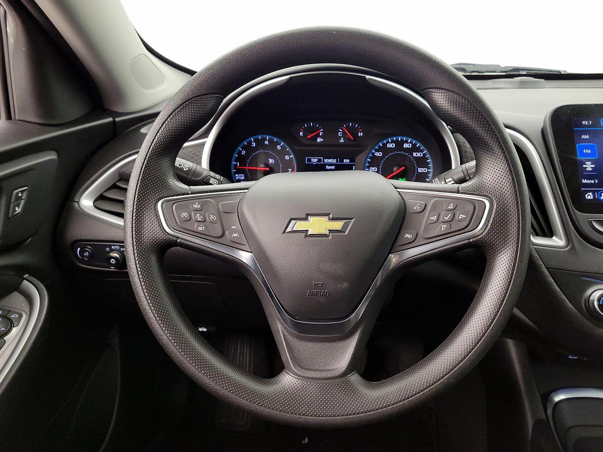 Thumbnail: 2024 Chevrolet Malibu - 10