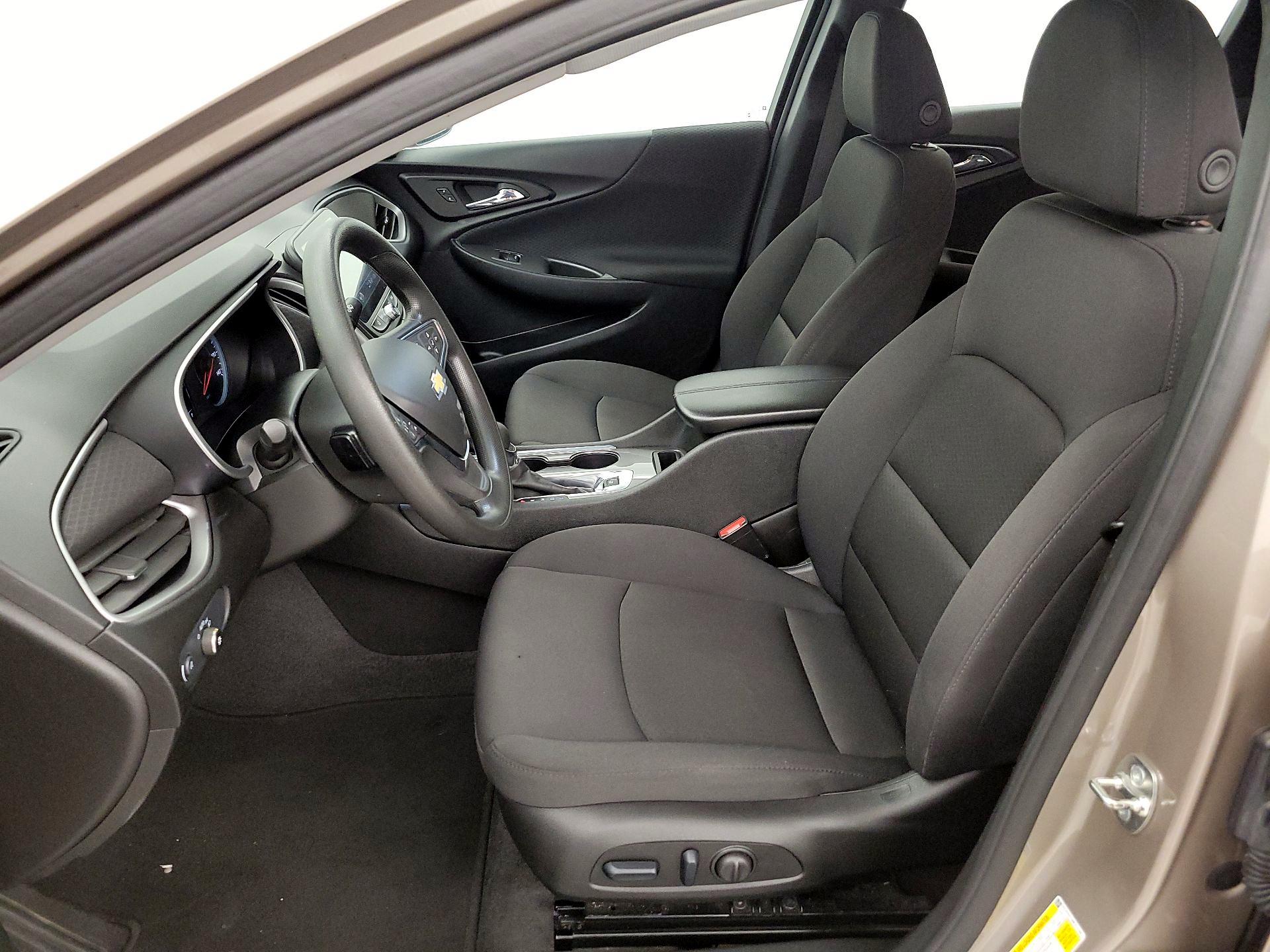 Thumbnail: 2024 Chevrolet Malibu - 11