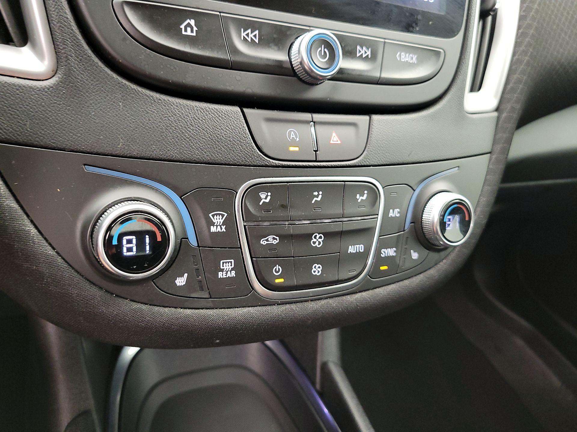 Thumbnail: 2024 Chevrolet Malibu - 16