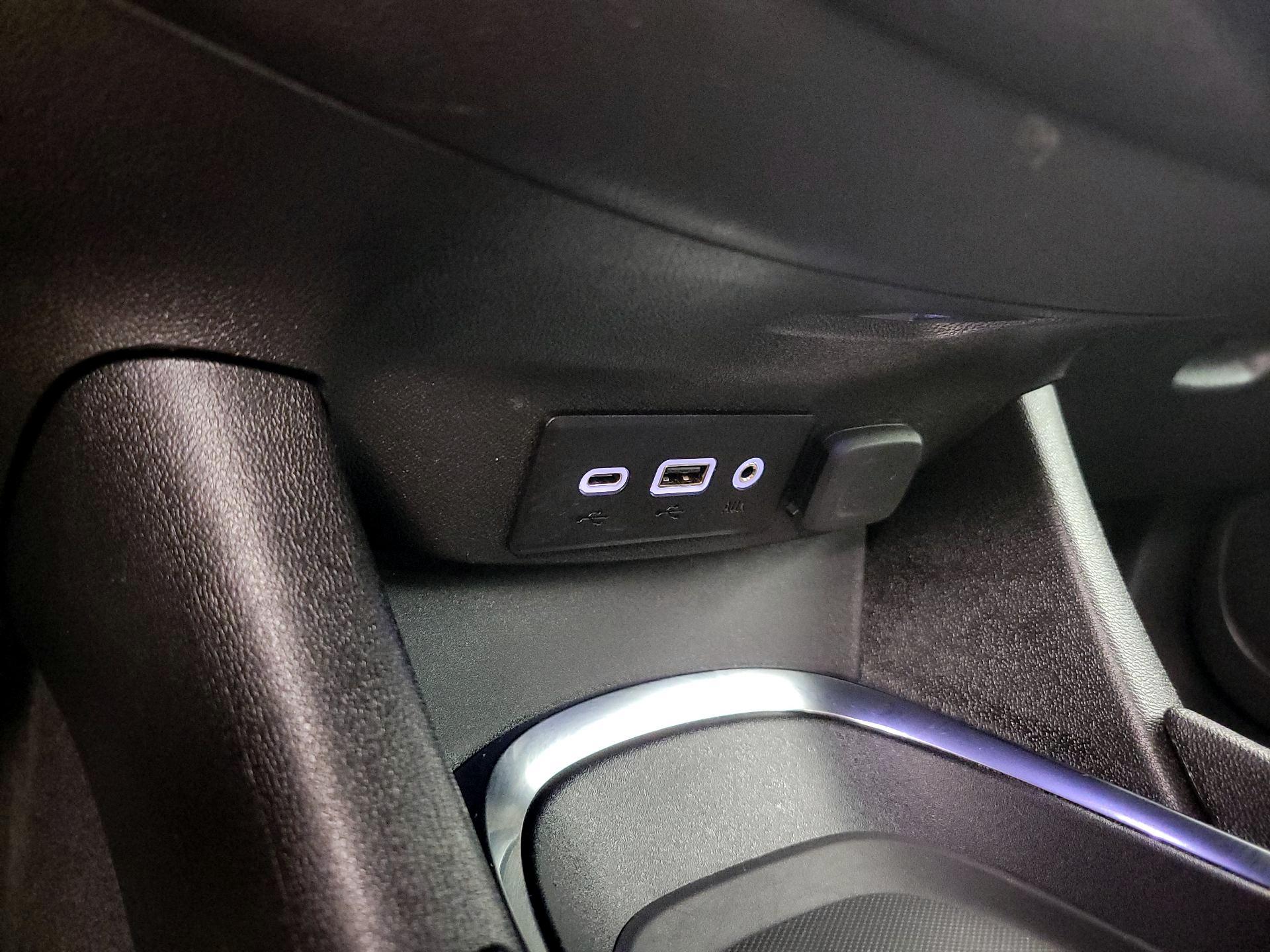 Thumbnail: 2024 Chevrolet Malibu - 18