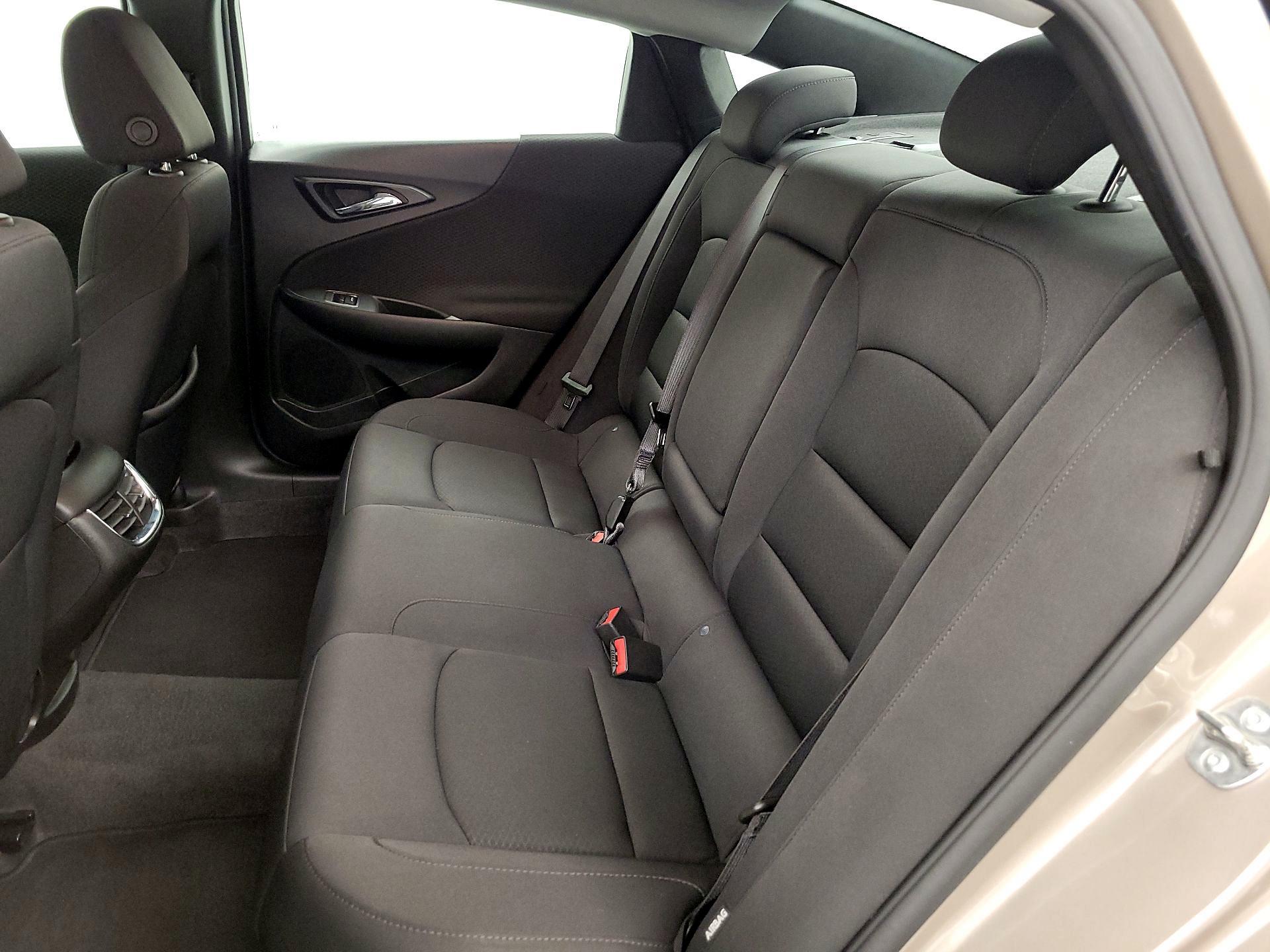 Thumbnail: 2024 Chevrolet Malibu - 19