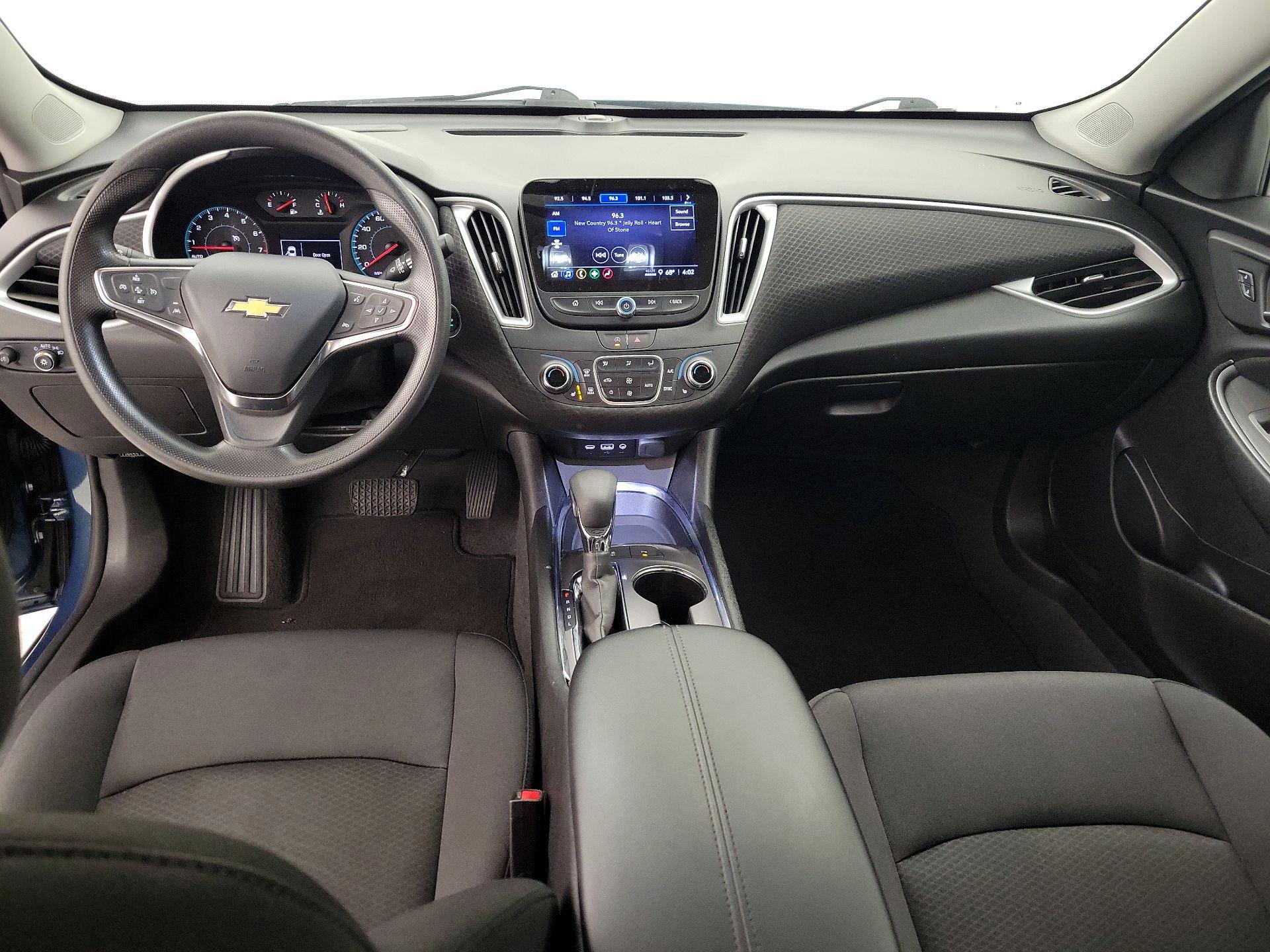 Thumbnail: 2024 Chevrolet Malibu - 9