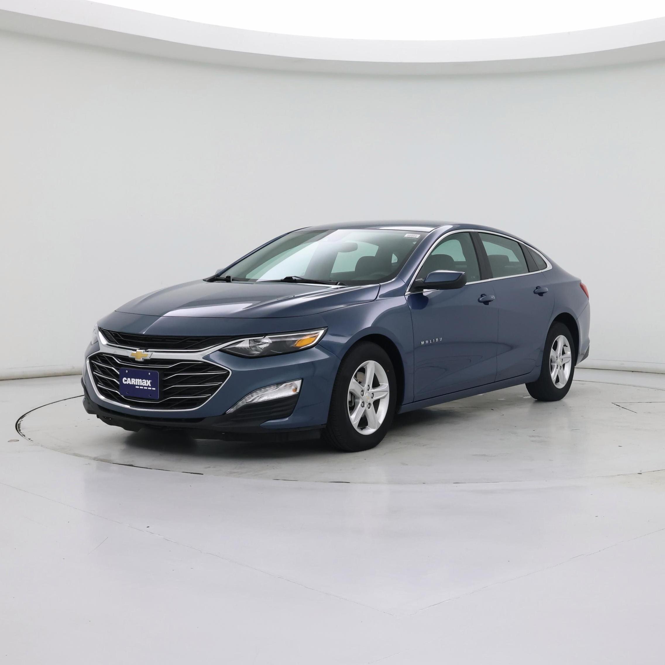 Thumbnail: 2024 Chevrolet Malibu - 4