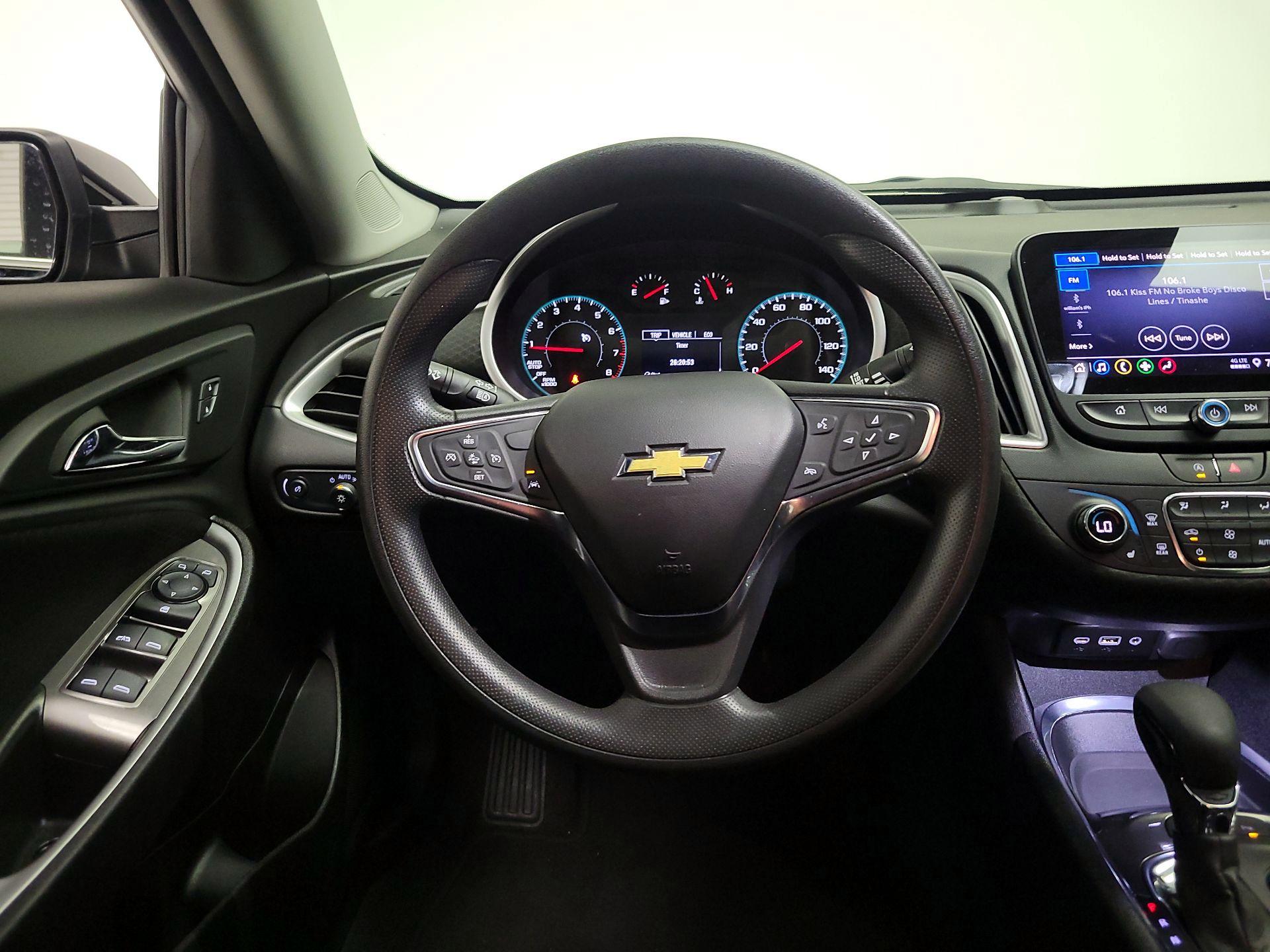 Thumbnail: 2024 Chevrolet Malibu - 10