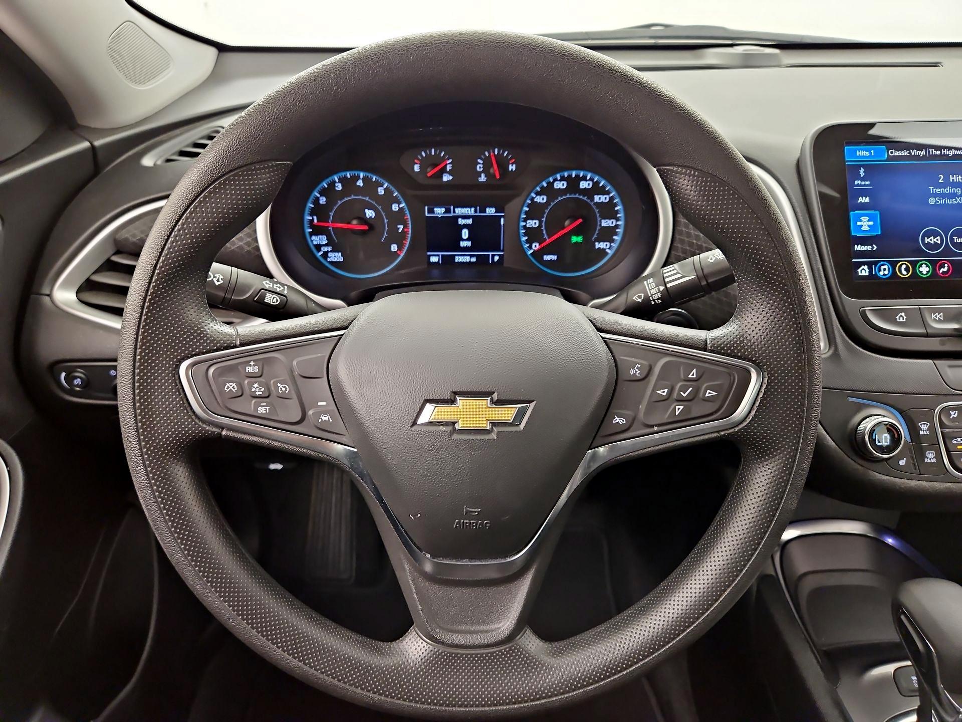 Thumbnail: 2024 Chevrolet Malibu - 10