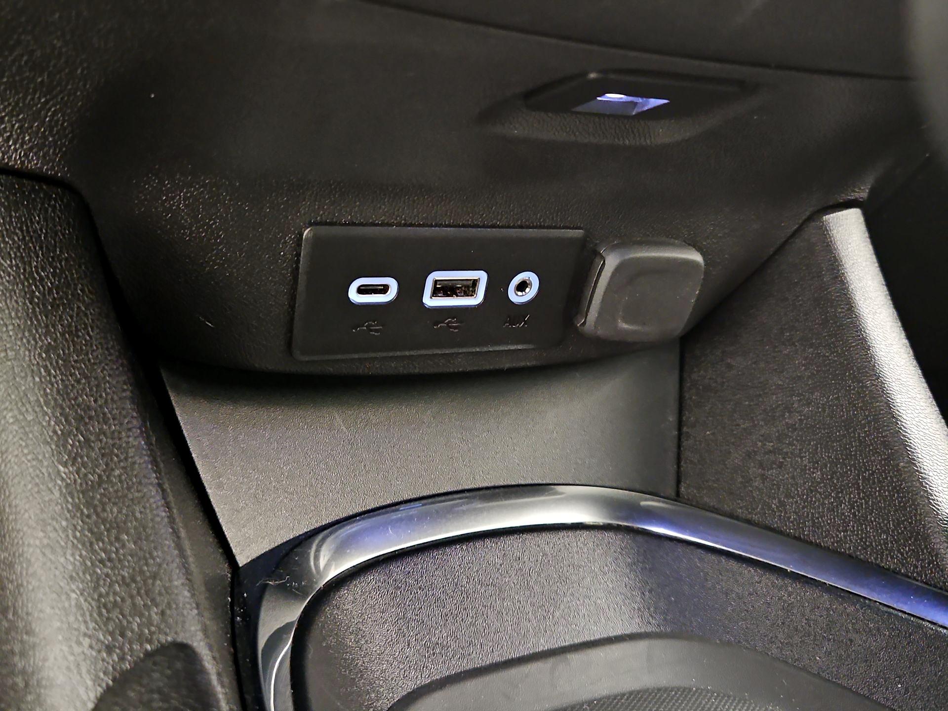 Thumbnail: 2024 Chevrolet Malibu - 18