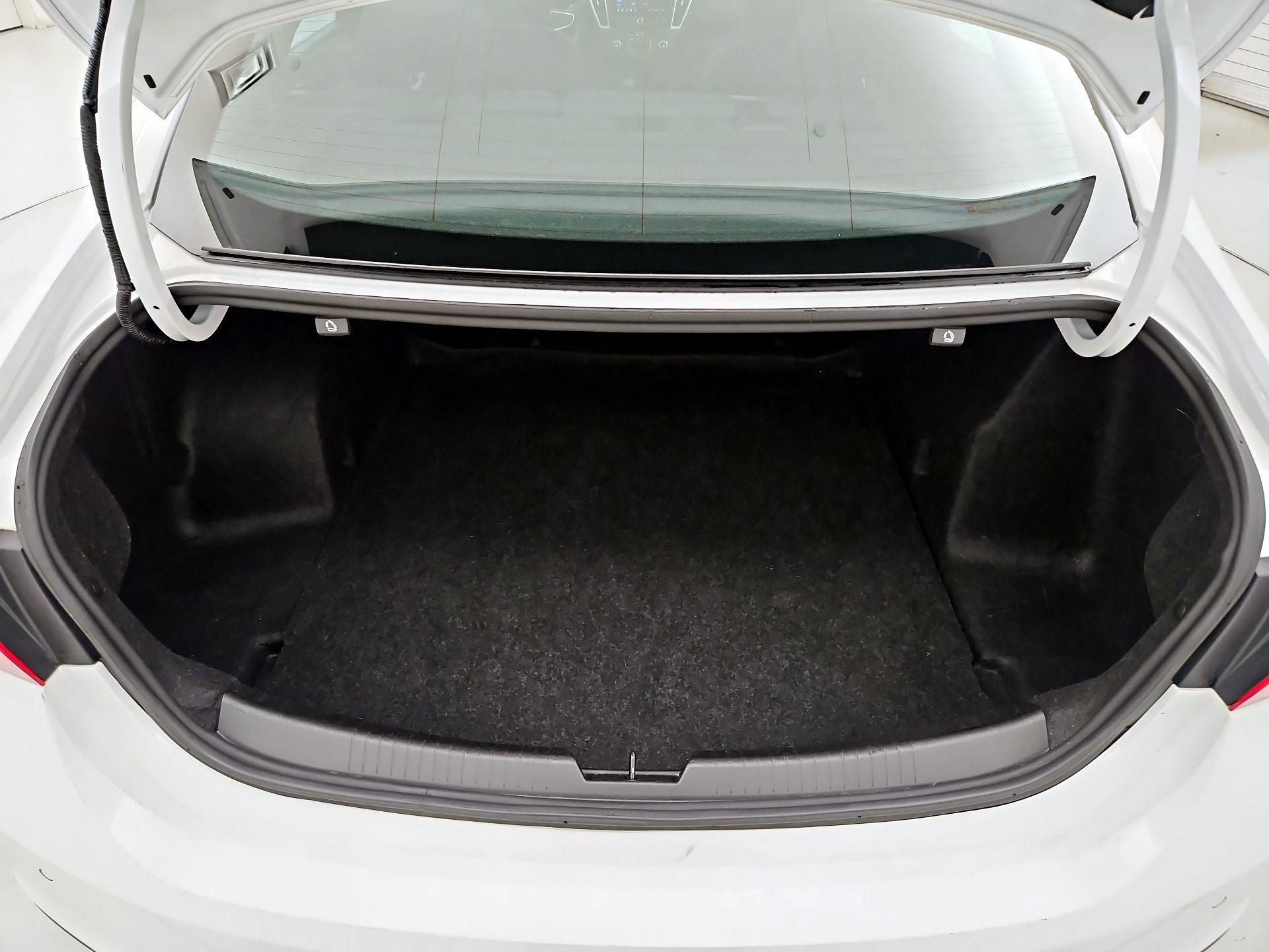 Thumbnail: 2024 Chevrolet Malibu - 20