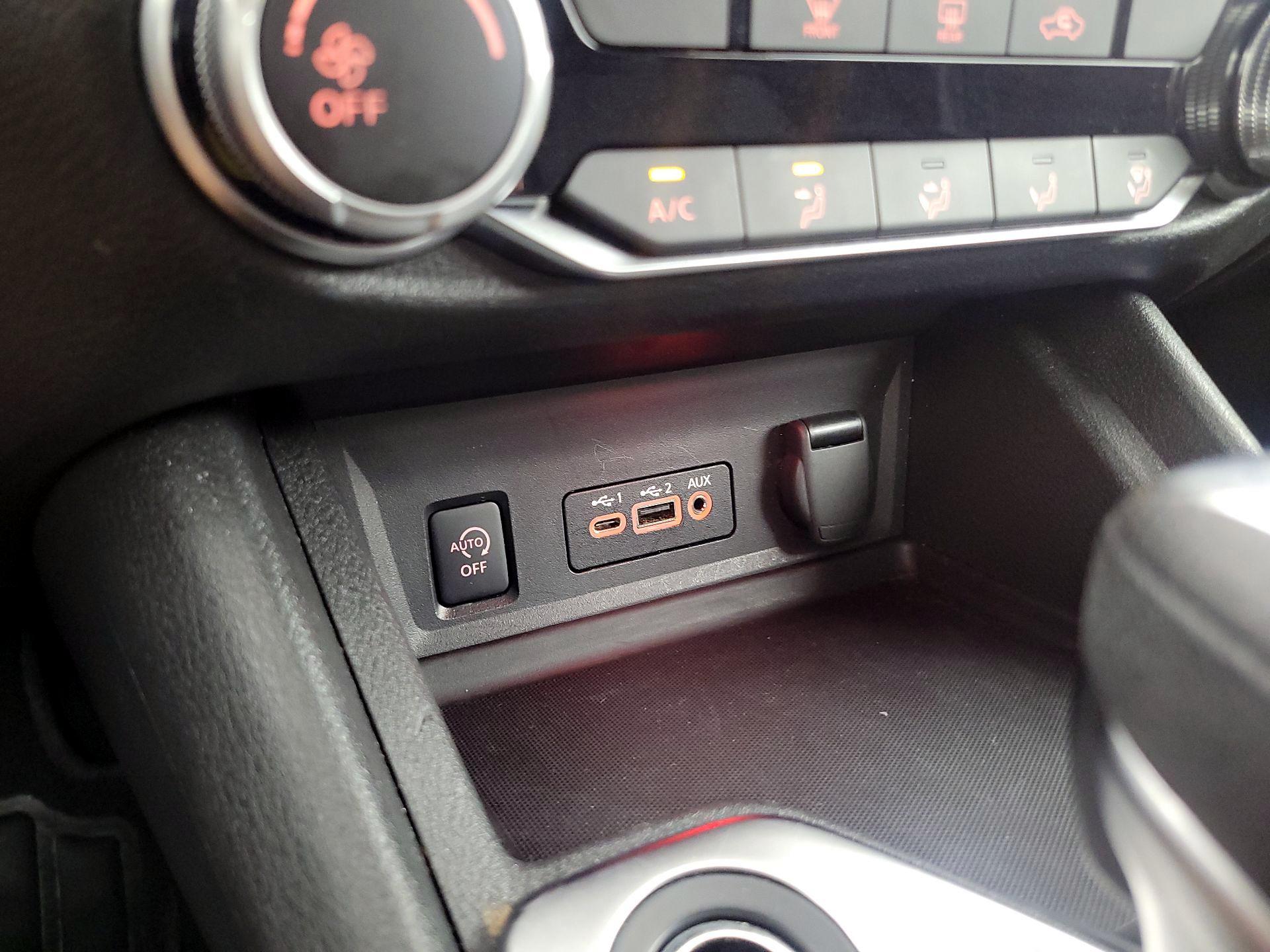Thumbnail: 2024 Nissan Sentra - 16