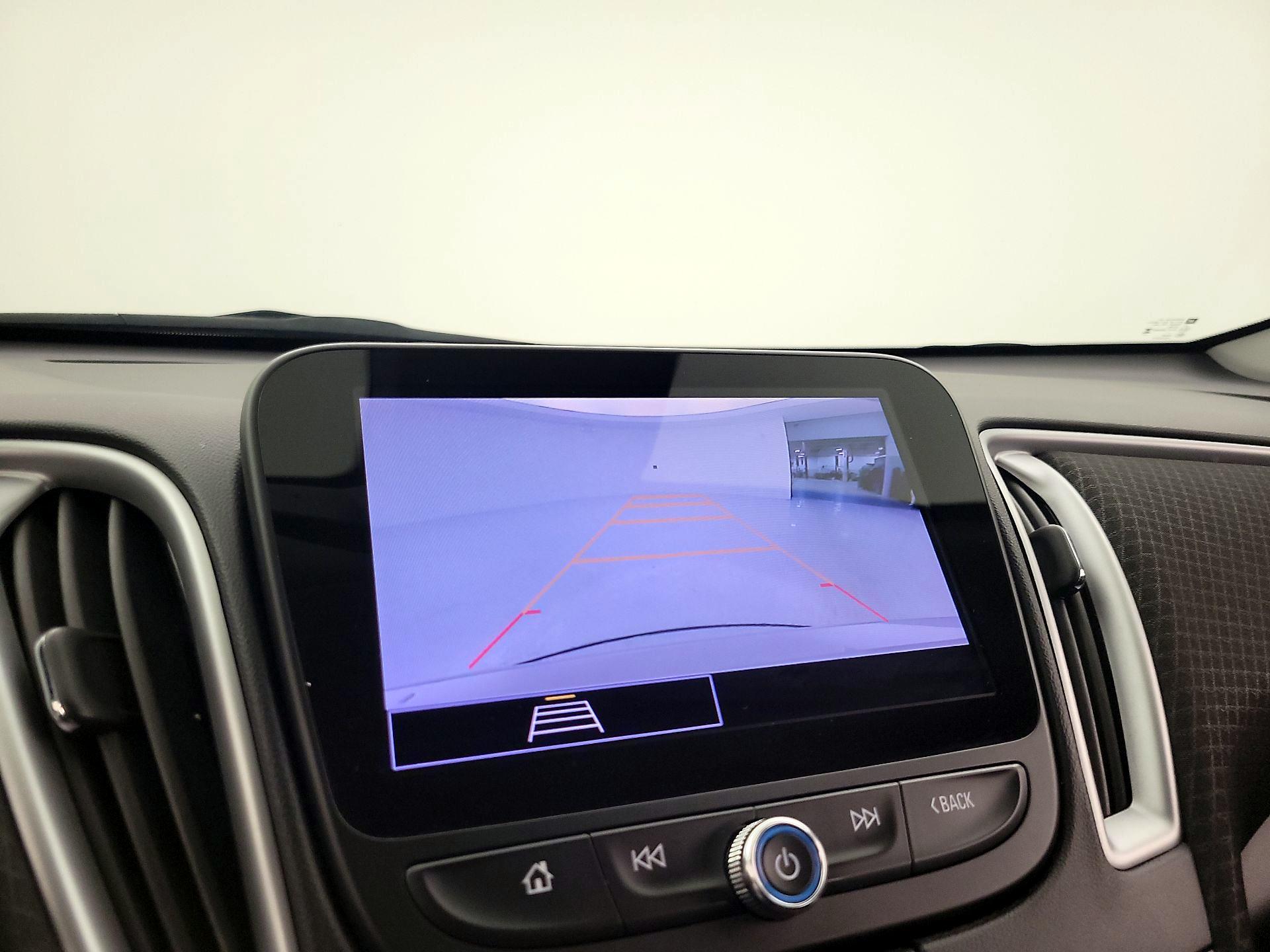 Thumbnail: 2023 Chevrolet Malibu - 14