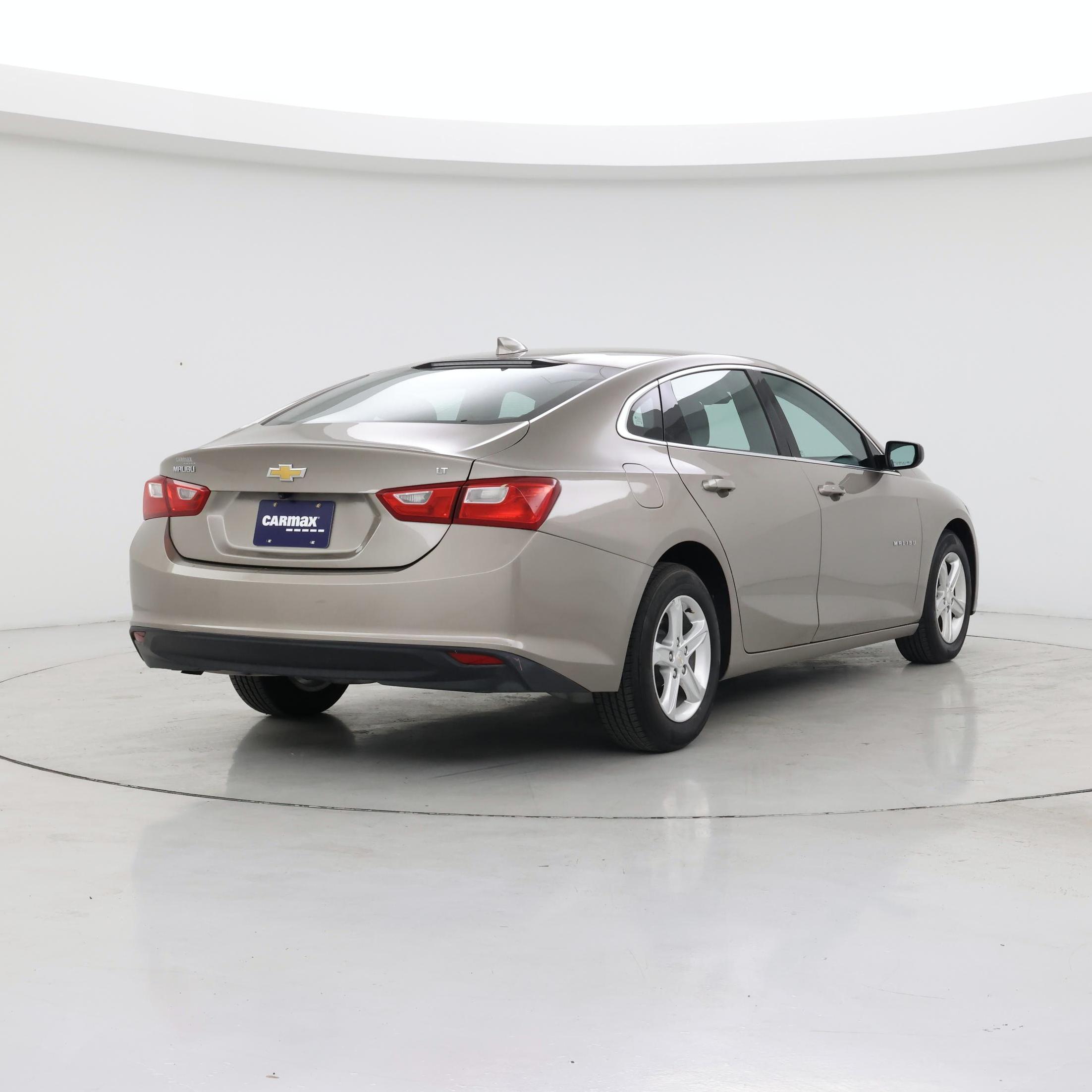 Thumbnail: 2023 Chevrolet Malibu - 8