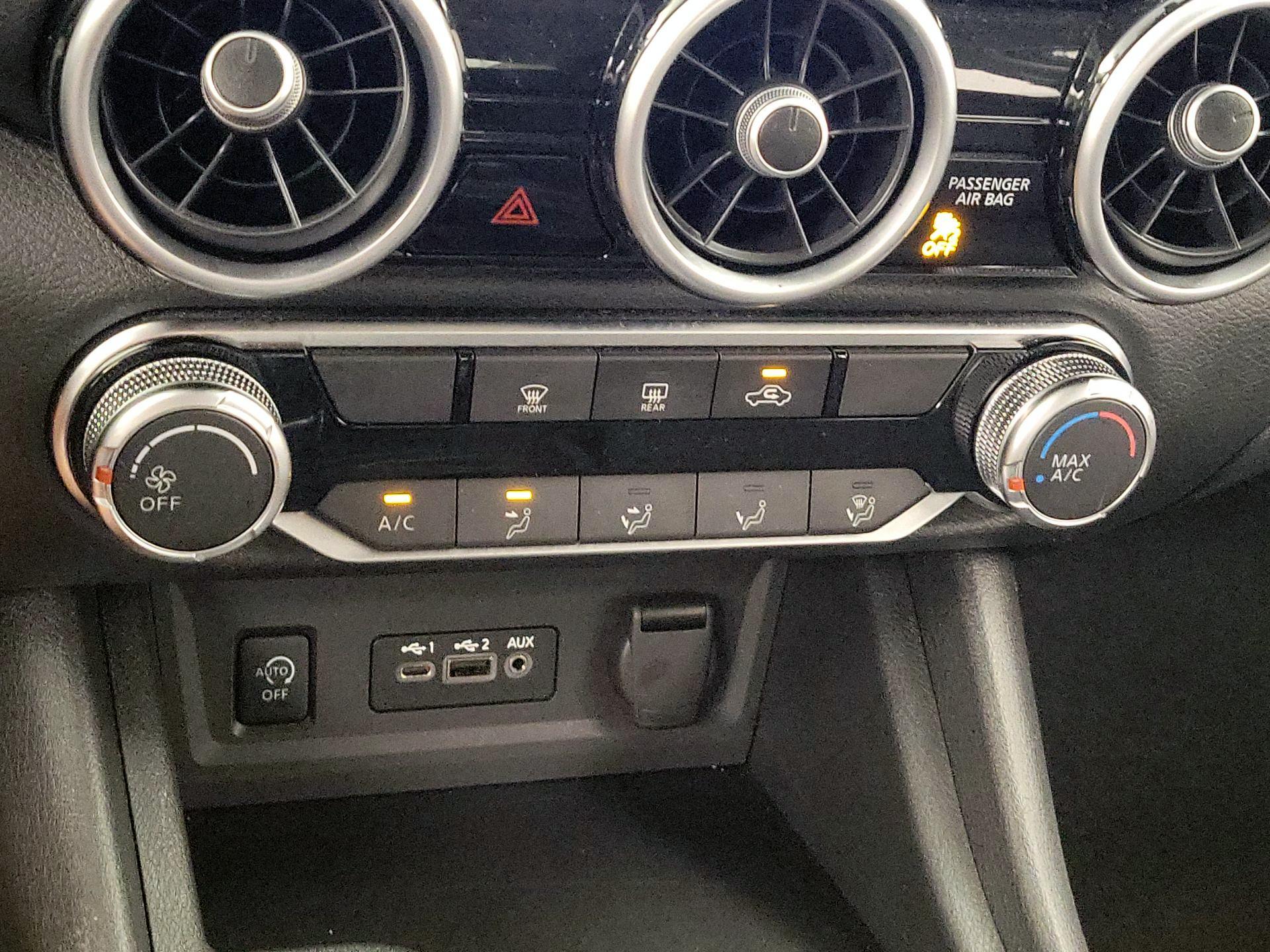 Thumbnail: 2024 Nissan Sentra - 16