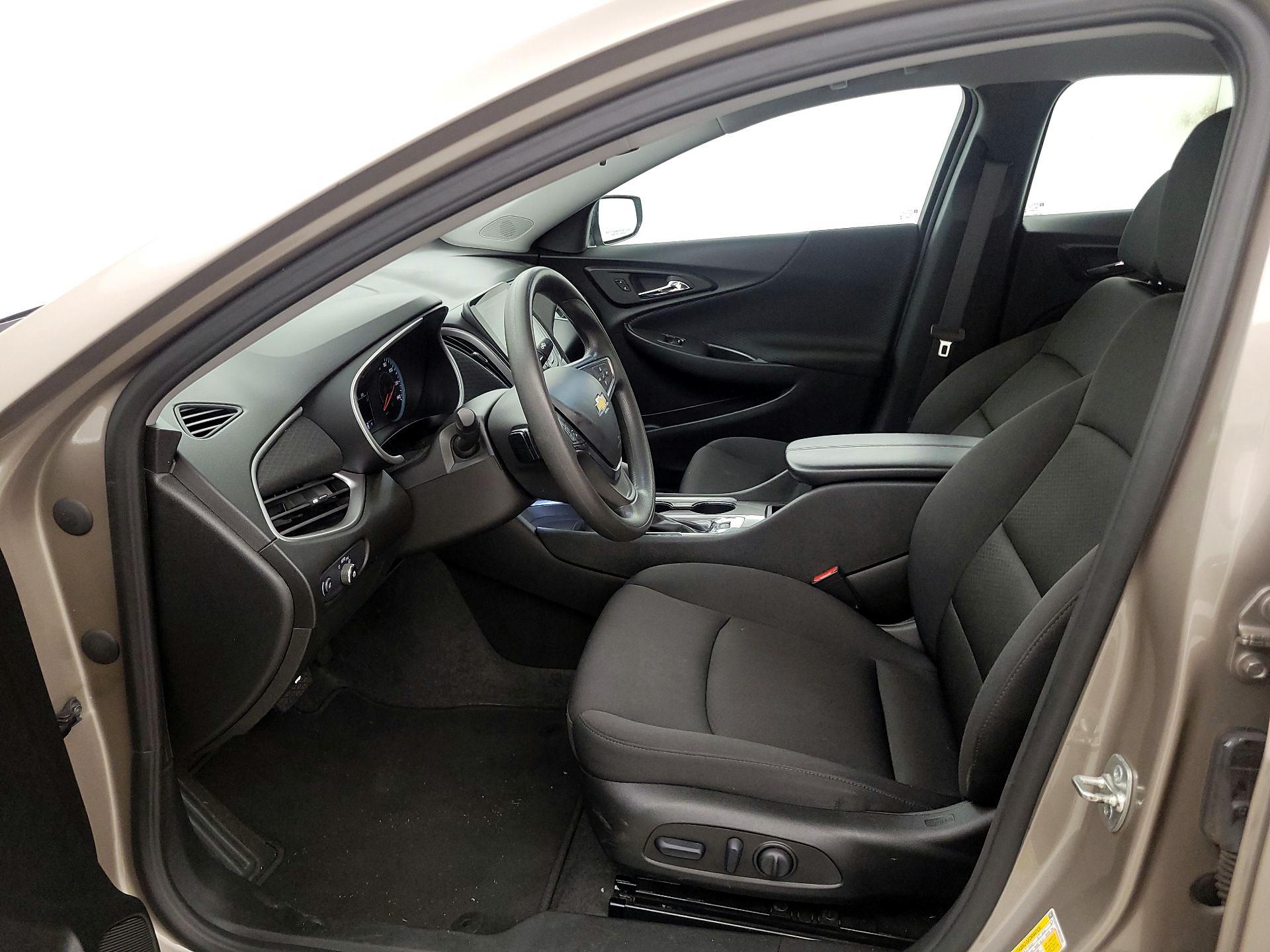 Thumbnail: 2024 Chevrolet Malibu - 11