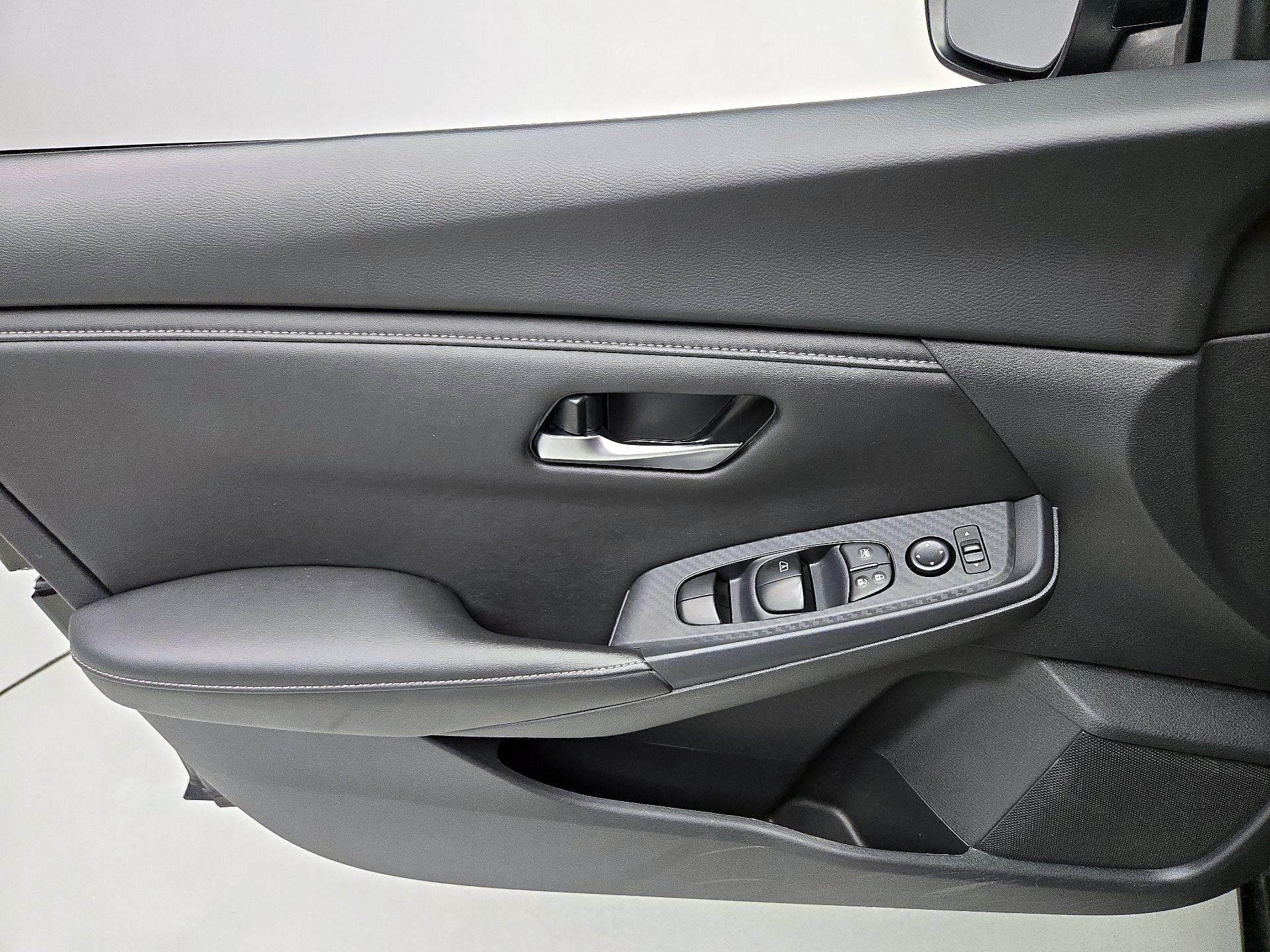 Thumbnail: 2024 Nissan Sentra - 12