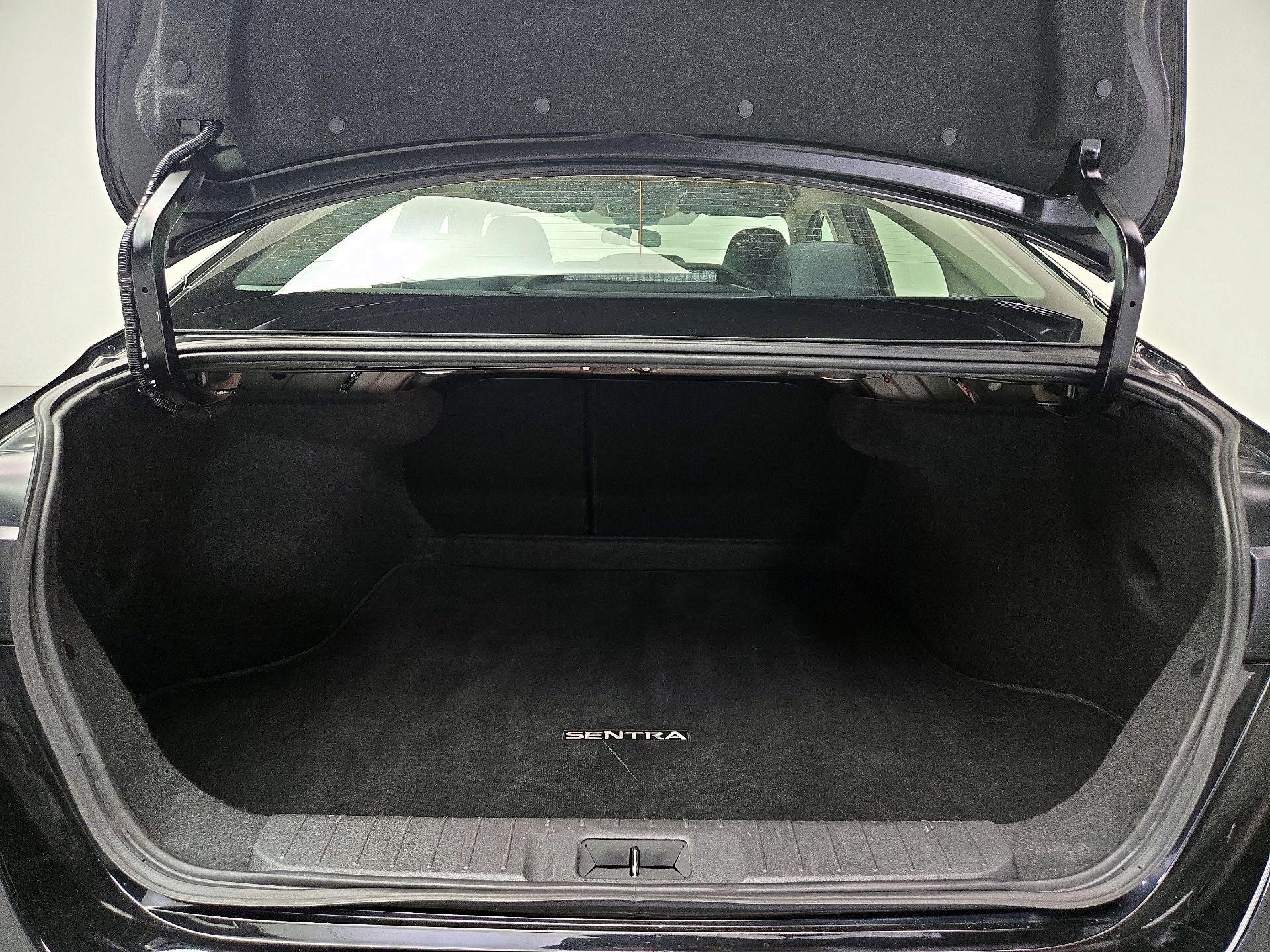 Thumbnail: 2024 Nissan Sentra - 20