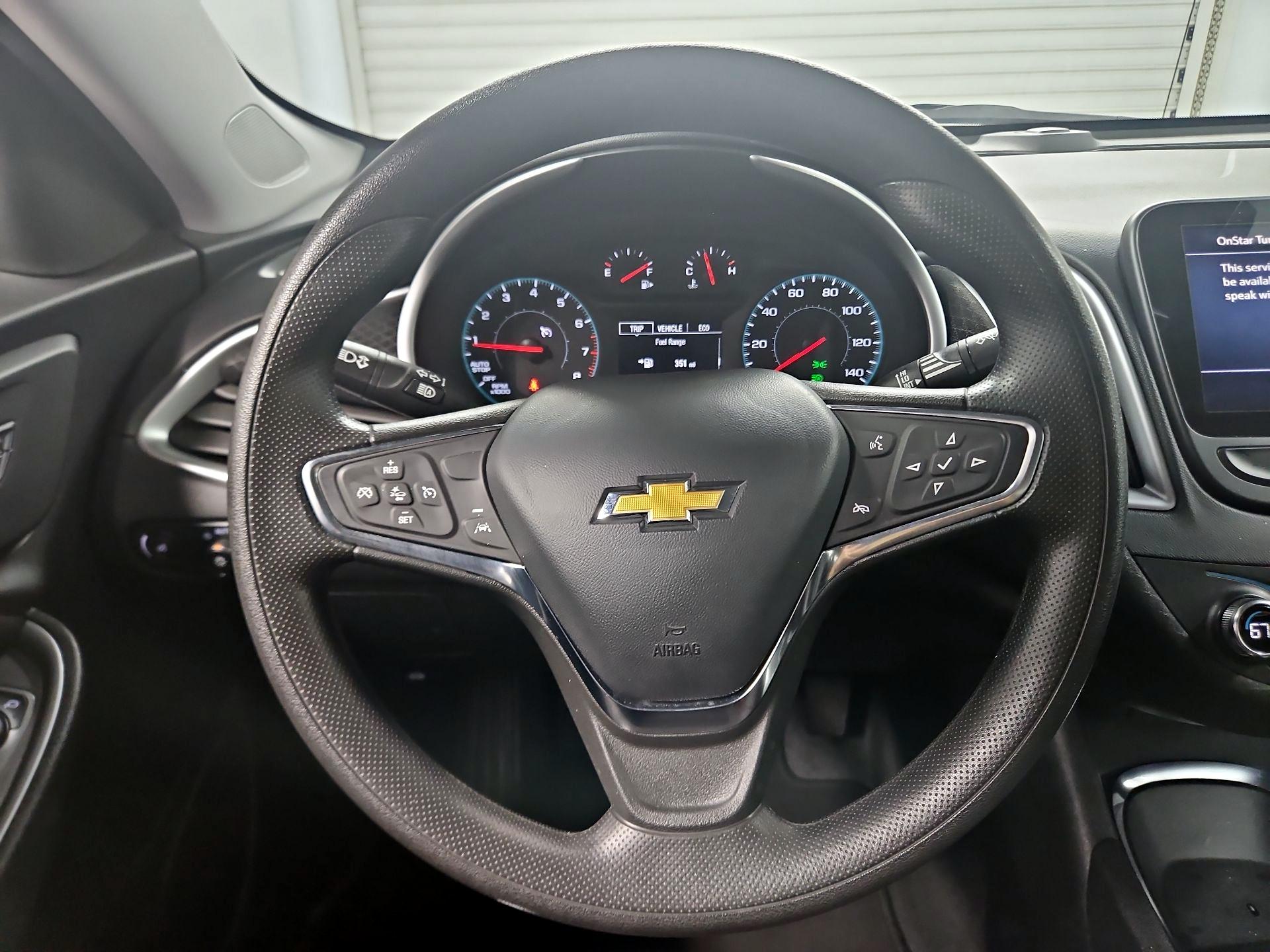 Thumbnail: 2023 Chevrolet Malibu - 10