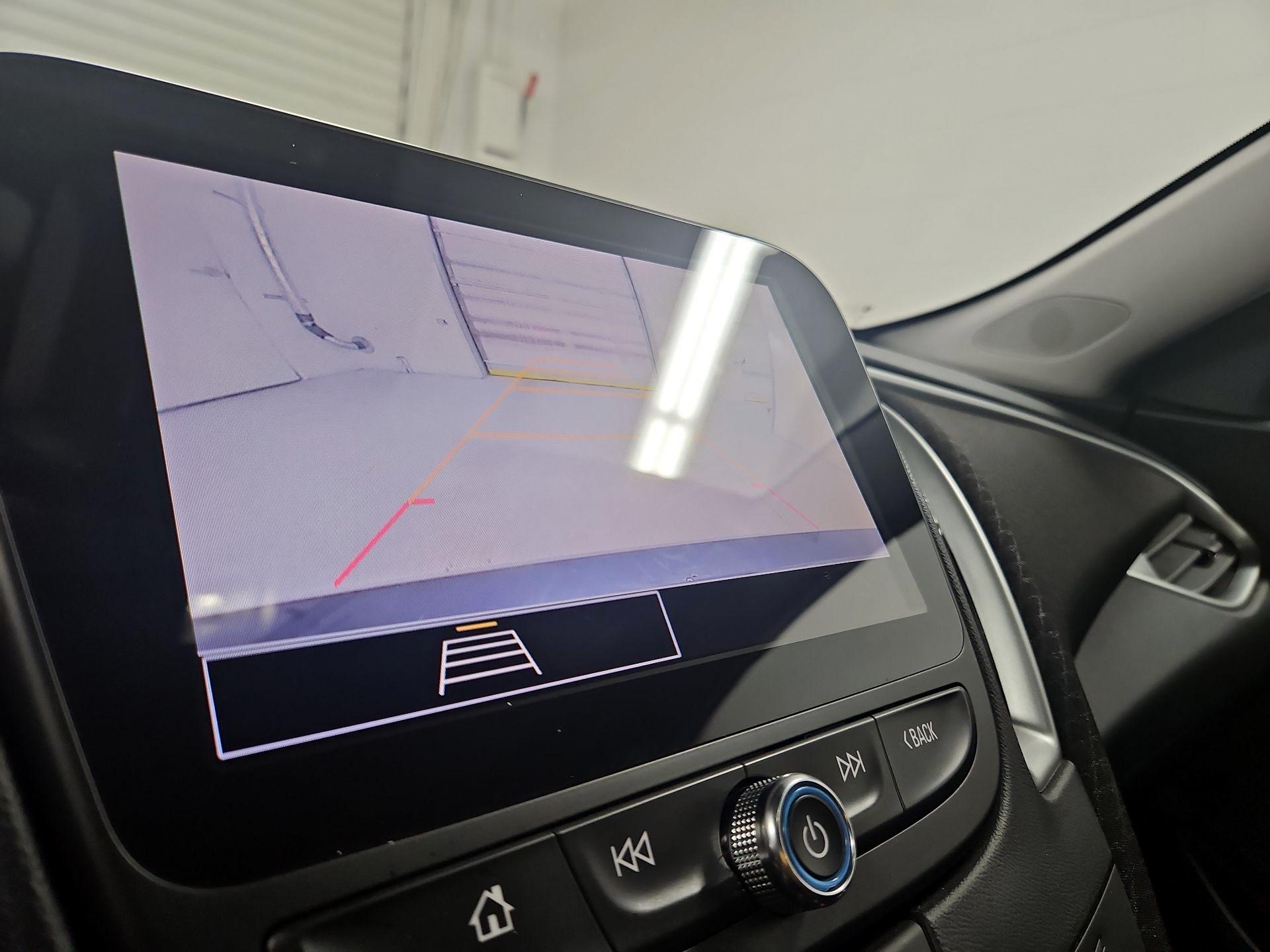 Thumbnail: 2023 Chevrolet Malibu - 14