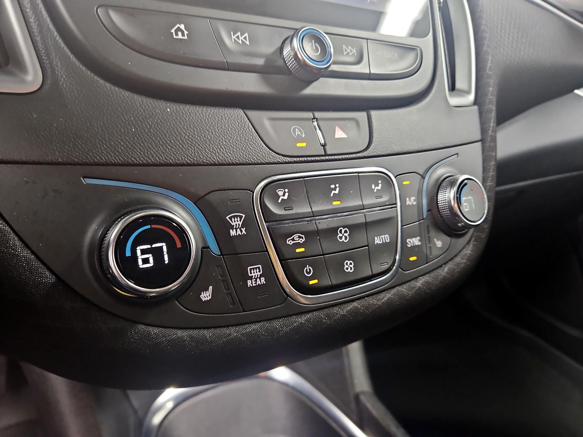 Thumbnail: 2023 Chevrolet Malibu - 16