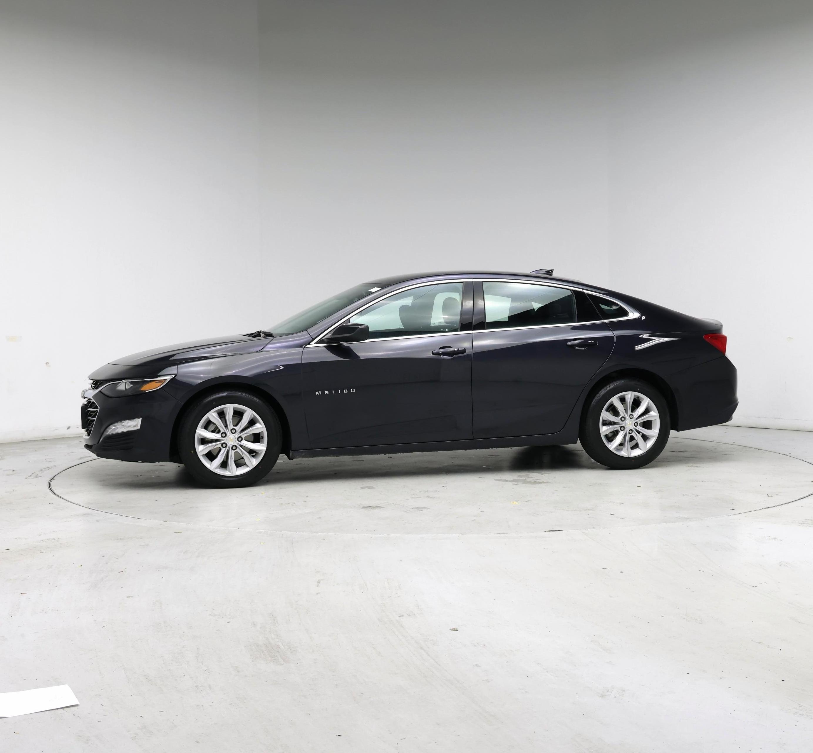 Thumbnail: 2023 Chevrolet Malibu - 3