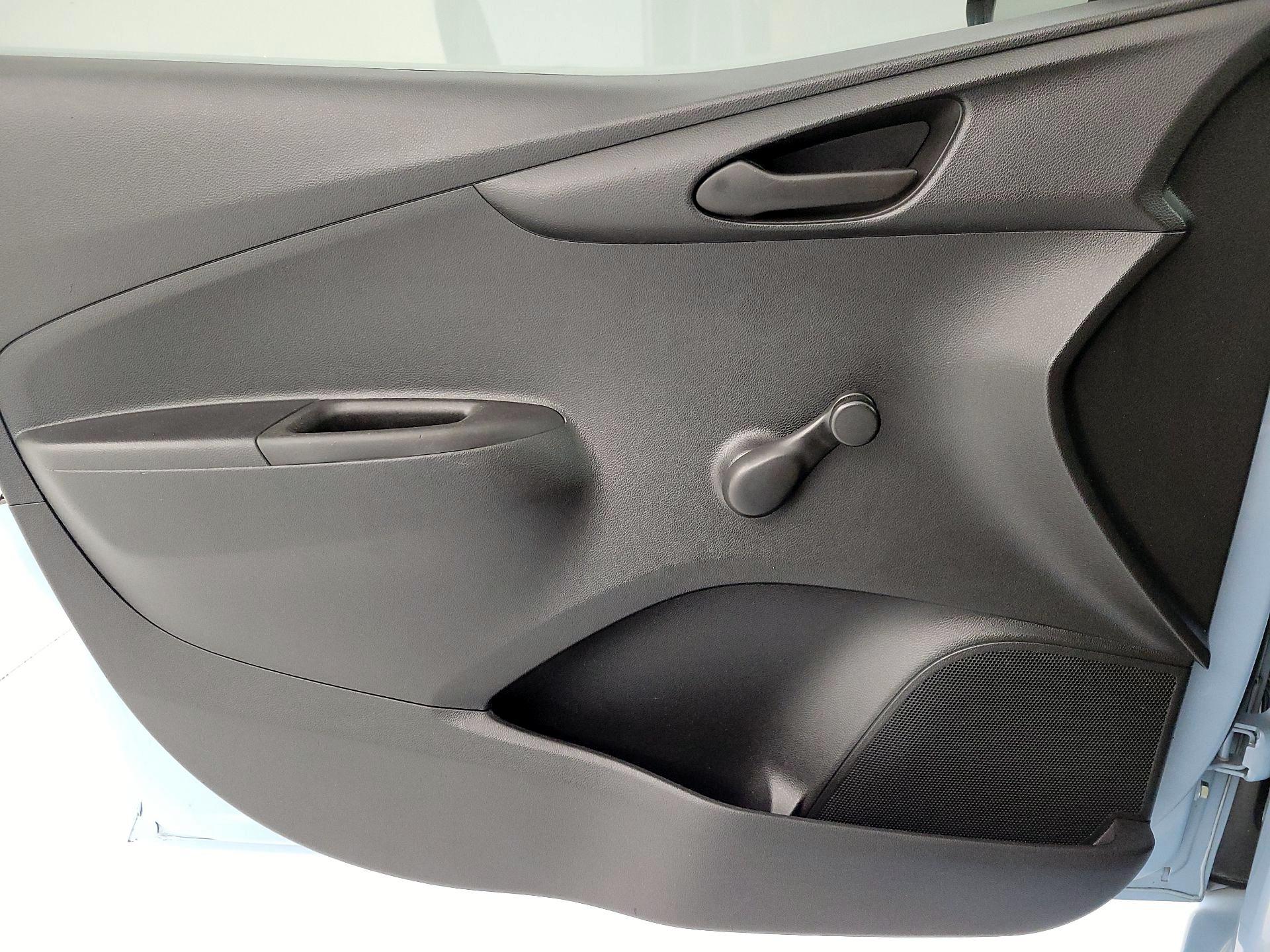 Thumbnail: 2016 Chevrolet Spark - 10